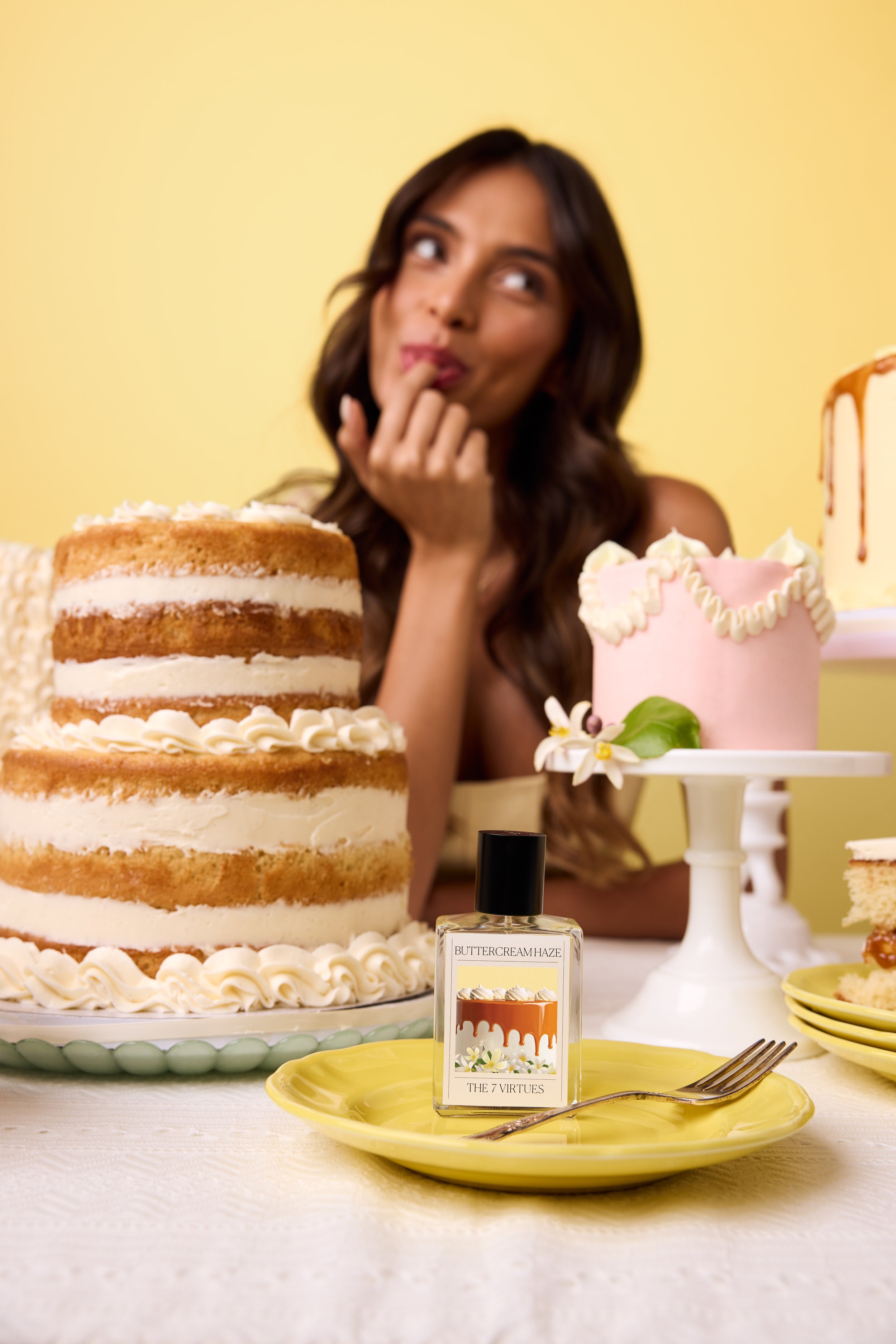 LA cake stylist 7 virtues perfume