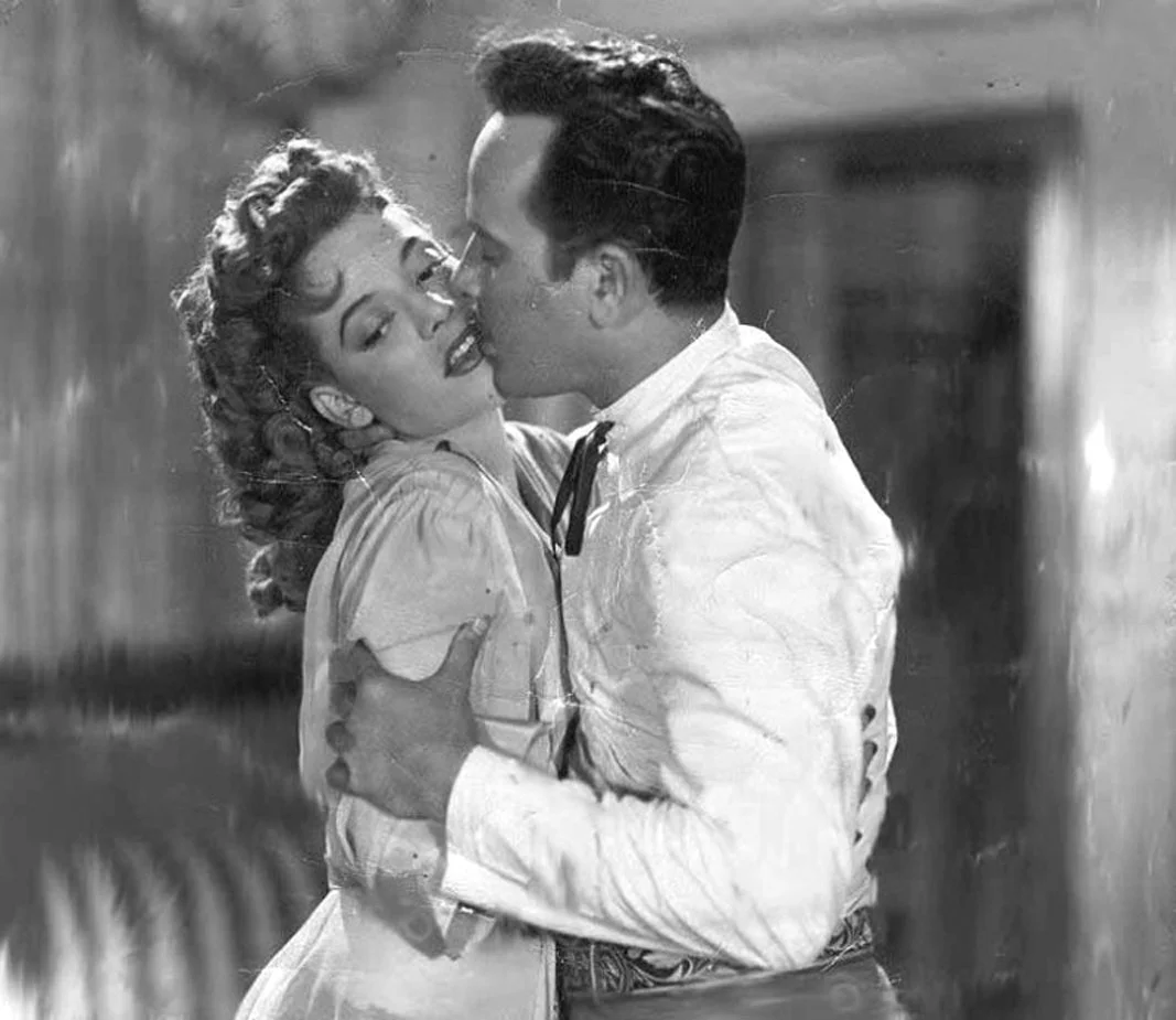 Amor A Lo Tradicional