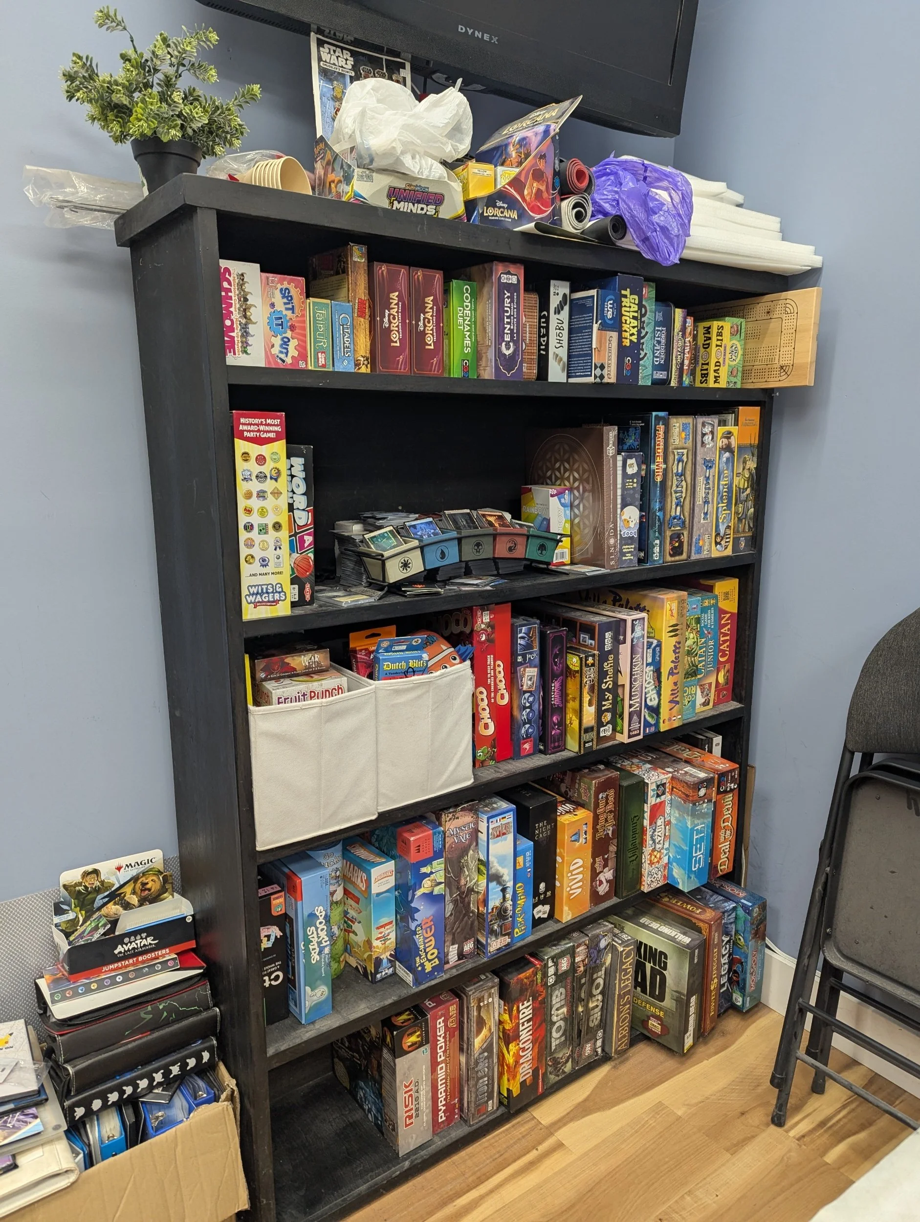 xtreme-collectables-grimsby-ontario-board-game-cafe.jpg