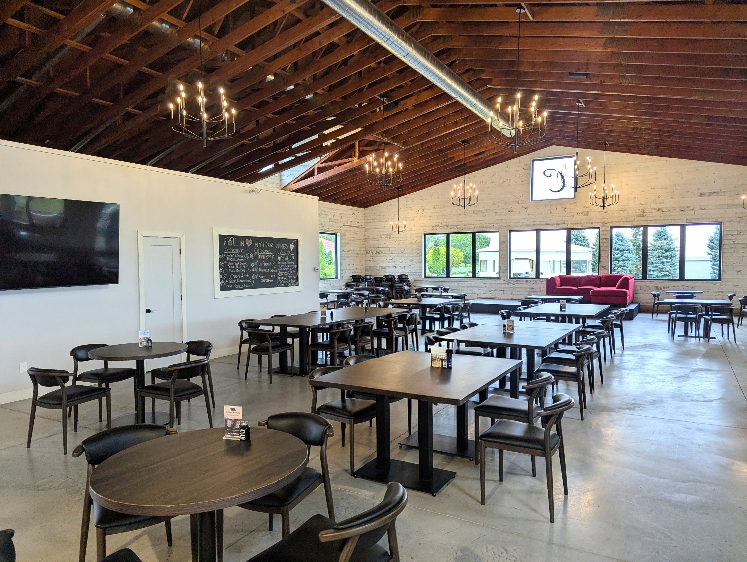 commisso-estate-winery-grimsby-ontario-interior-1.jpg