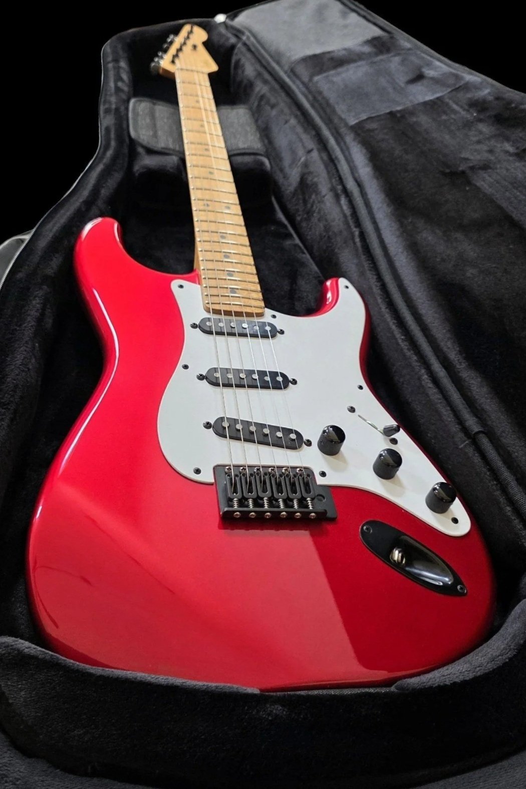 LSL Instruments Saticoy 22 Classic - Candy Apple Red Roasted Flame AAA