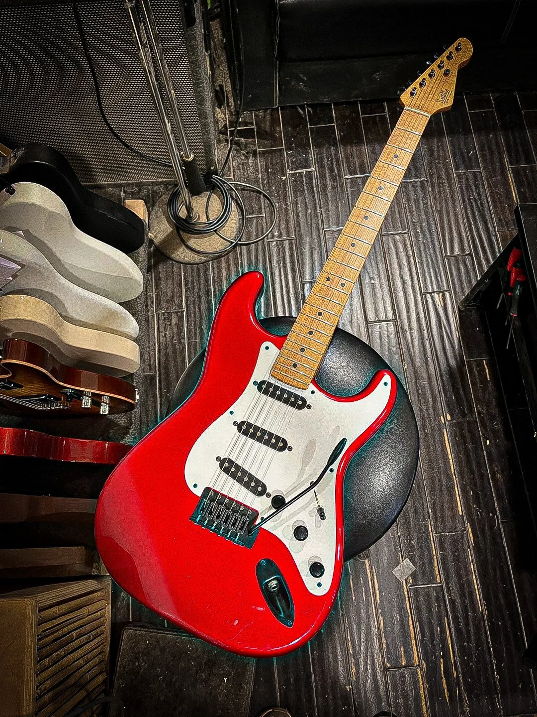LSL Instruments Saticoy 22 Classic - Candy Apple Red Roasted Flame AAA