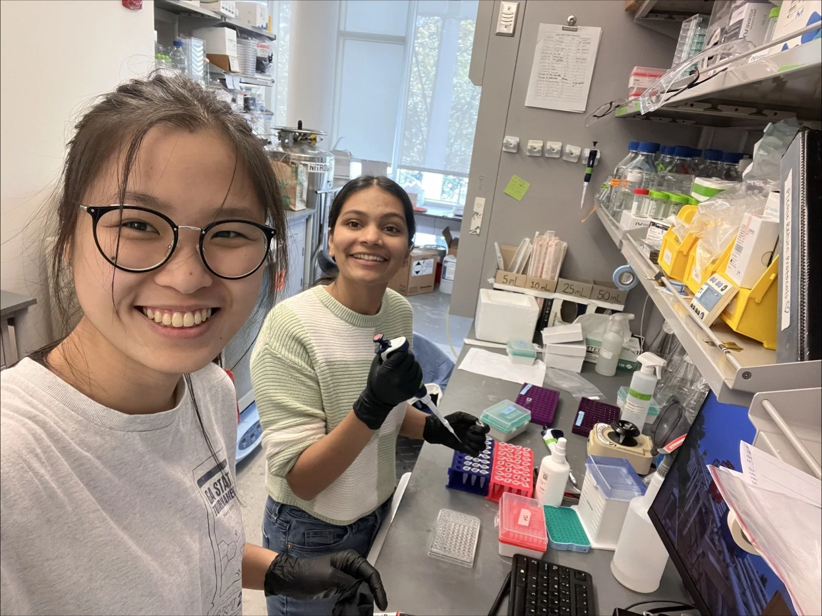 Ida's undergrads (Chi and Avanti) working in the lab at Georgia Tech