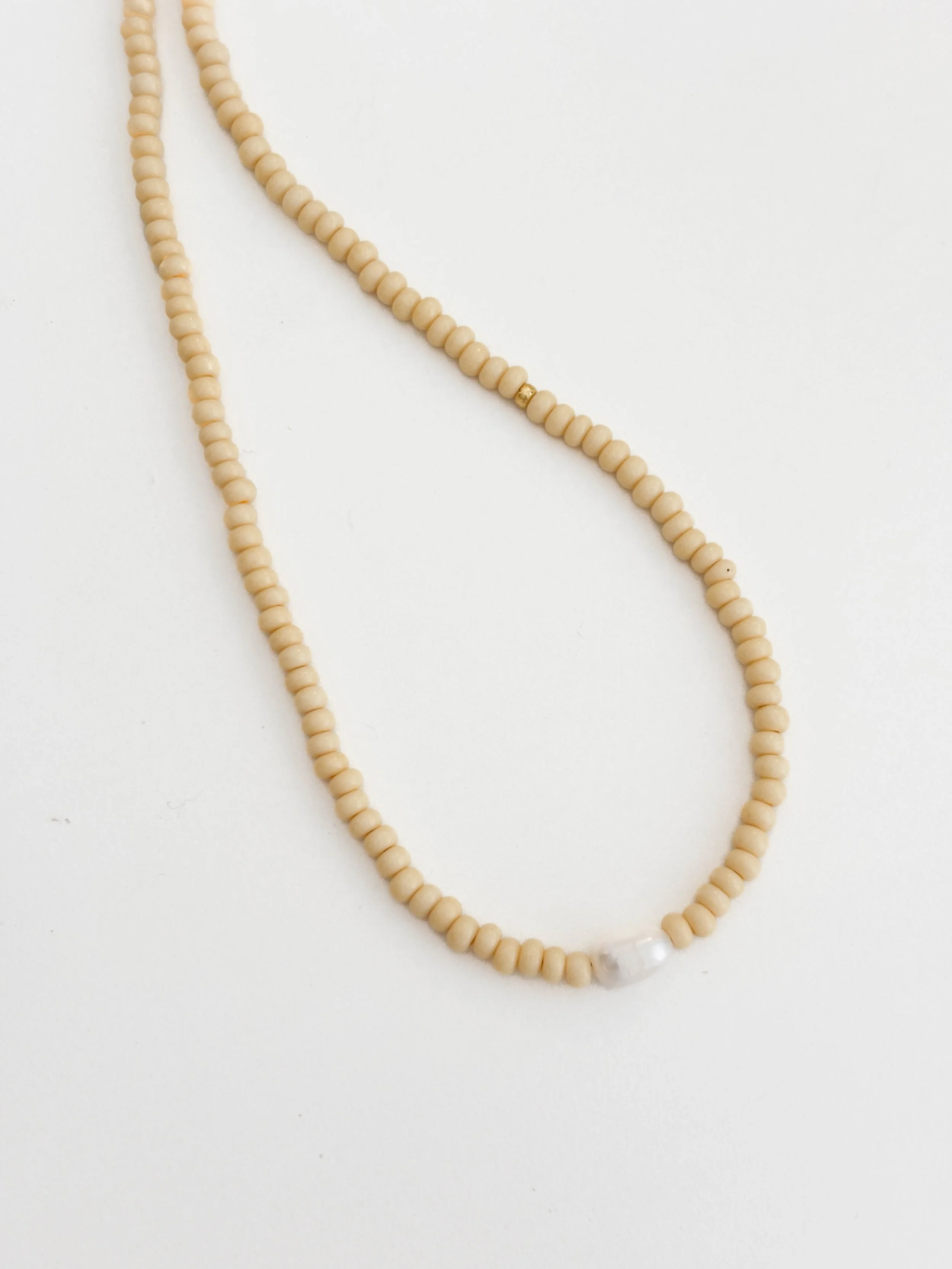 Light Tan & Pearl Necklace