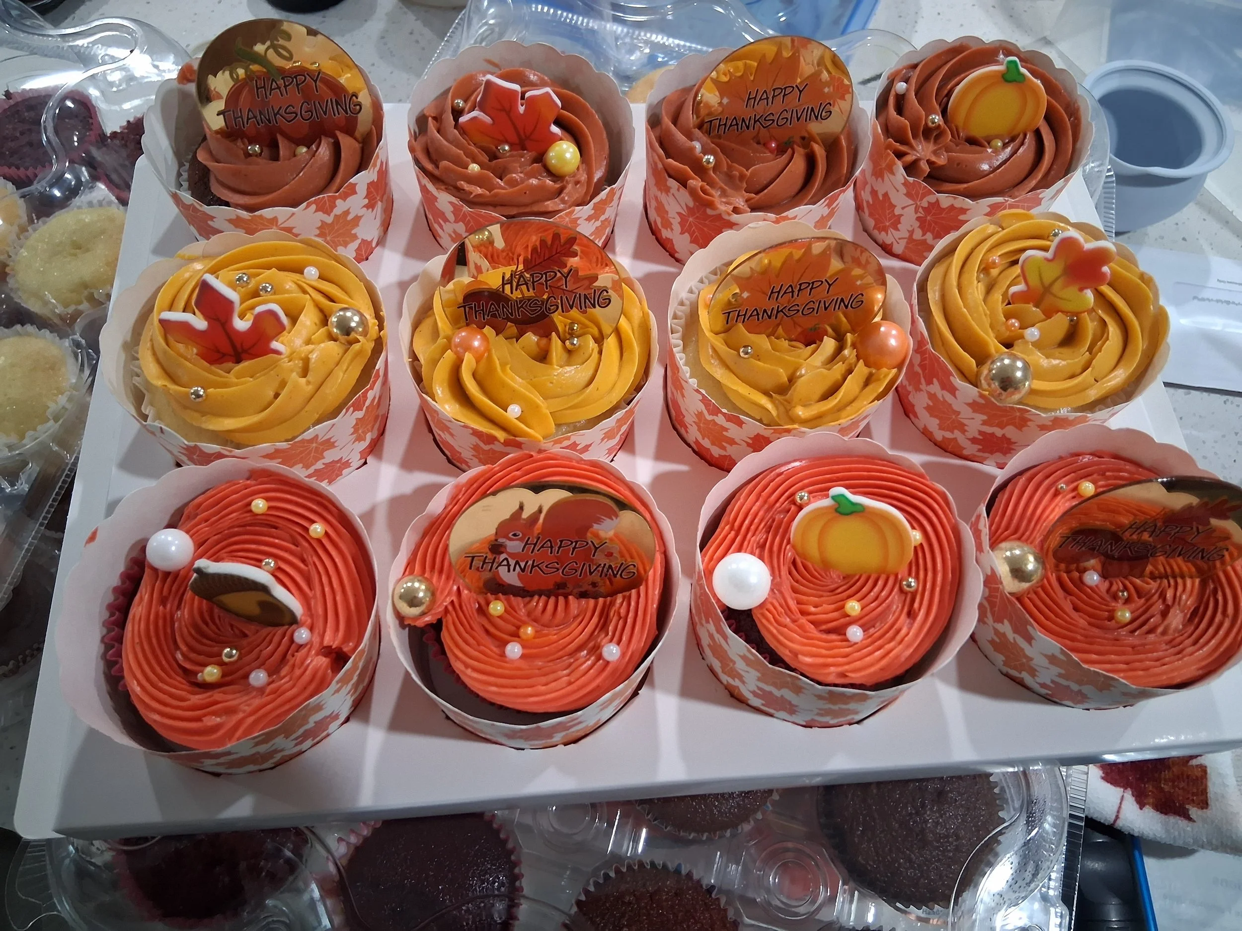 Thanksgiving cupcake.jpg