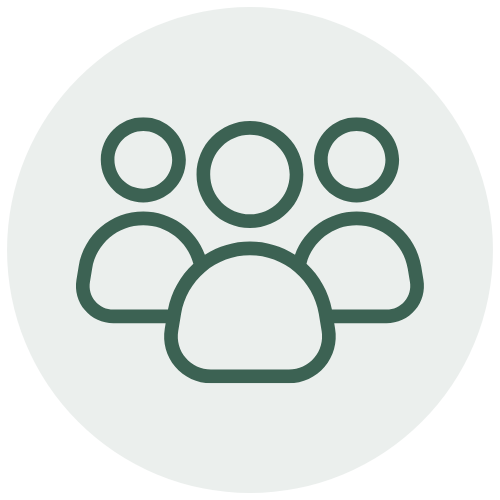 Icon of a group of five people, representing a team or community.