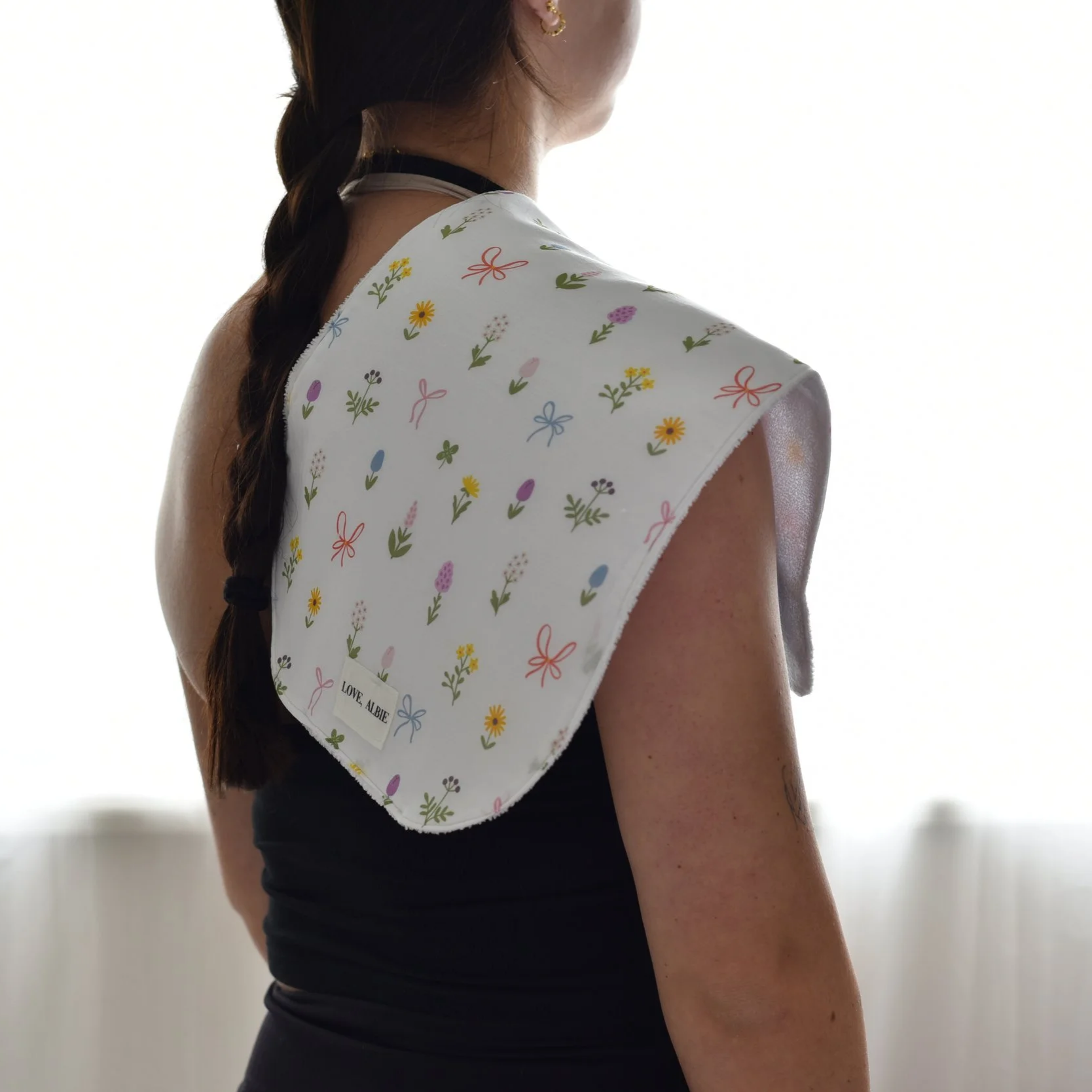 Petal & Bow Burp Cloth