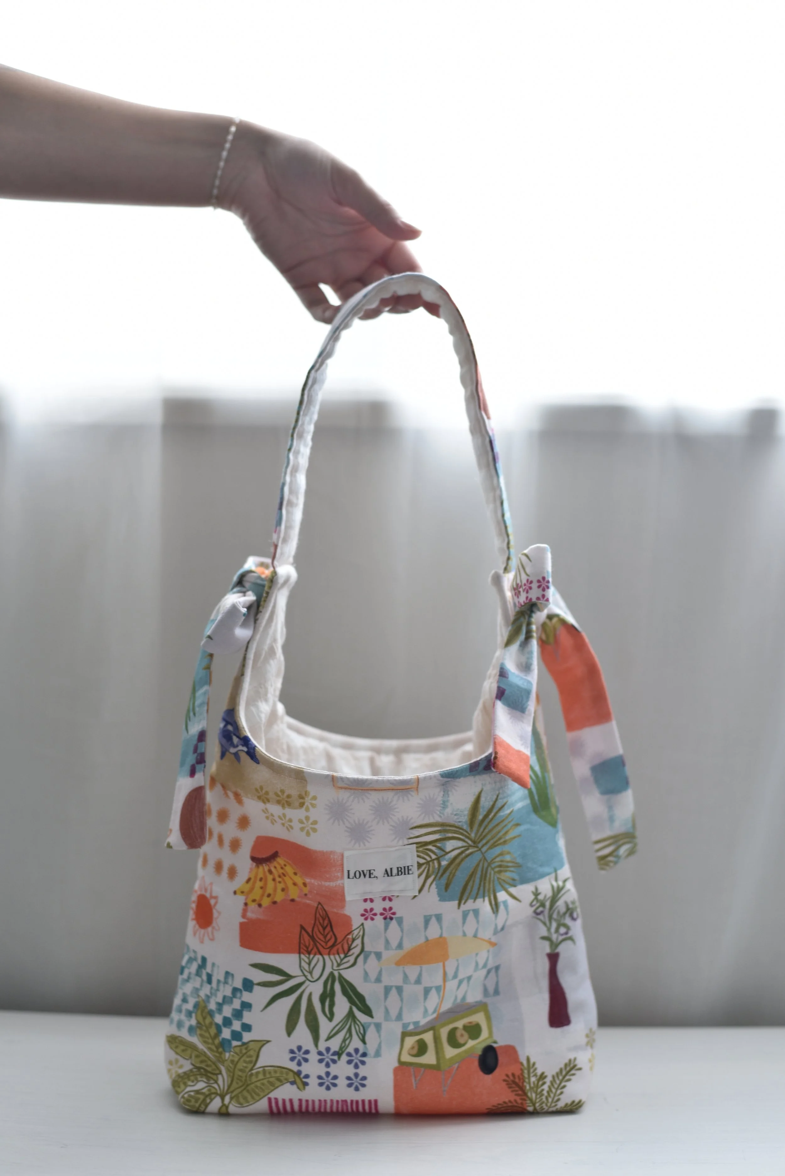 Bow Bag - malibu