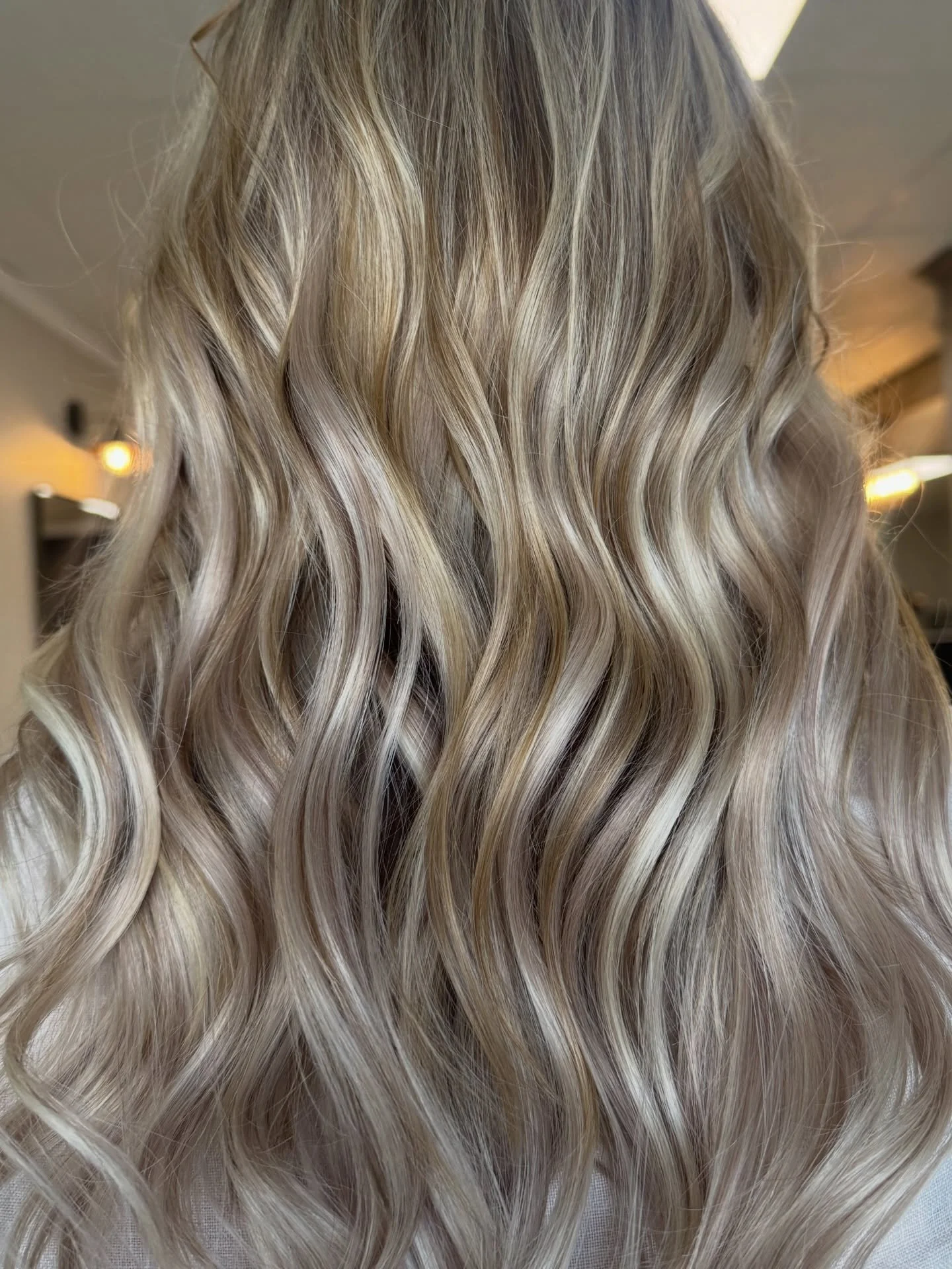 You already know🤩⭐️✨&hellip; another extension client!! 
Color: @jamiegritchie 
CMB Hair: Cashmere Latte 18&rdquo;
.
.
.
#macongahair #hairextensionsalon #blondehair #instagood #trendinghairstyle