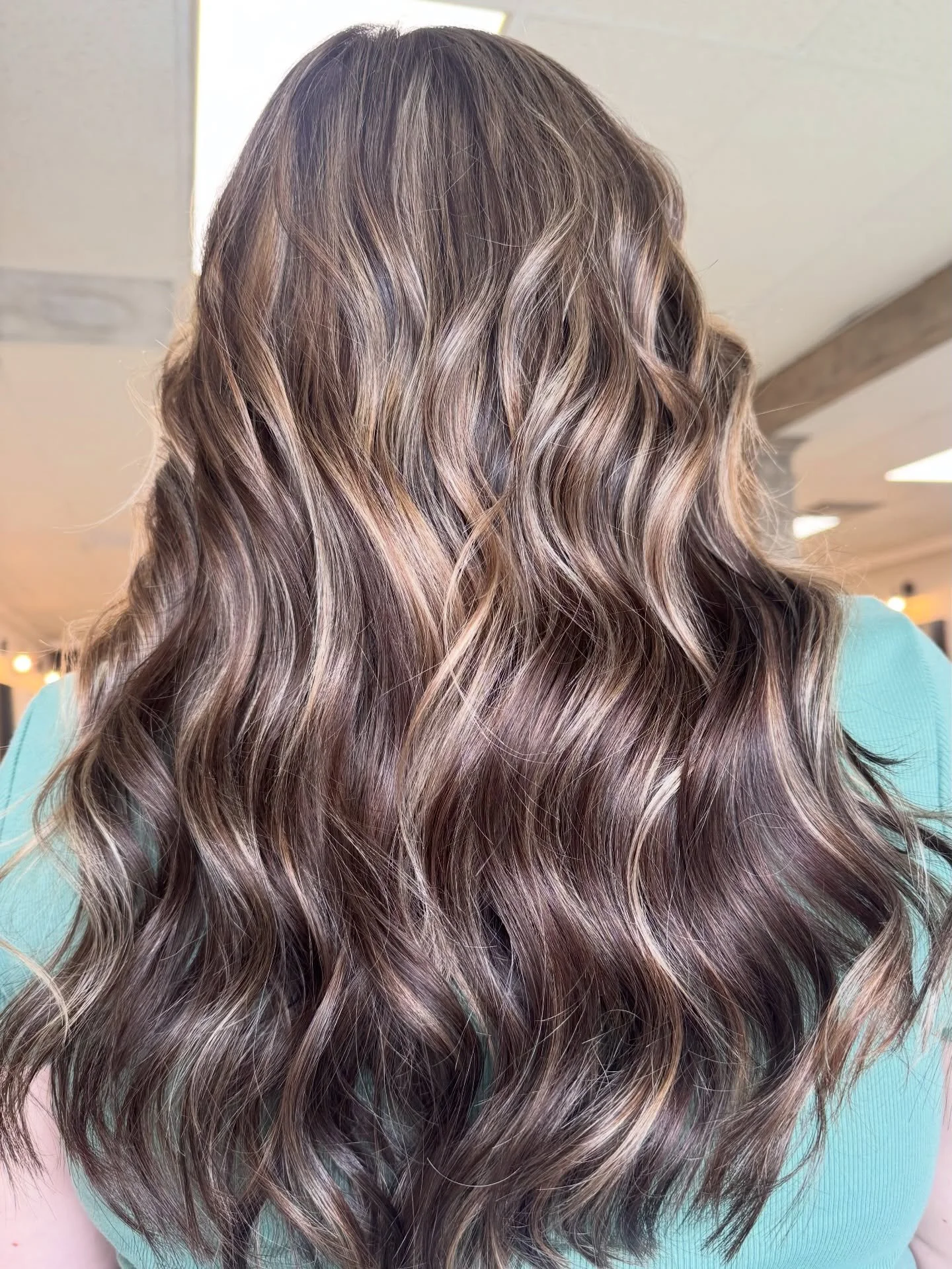 Happy Monday!! :)
Color: @themintxe.carden 
CMB Hair: Espresso 18&rdquo;
.
.
.
#colorandextensions #middlegeorgia #trendinghair #maconga #fypage