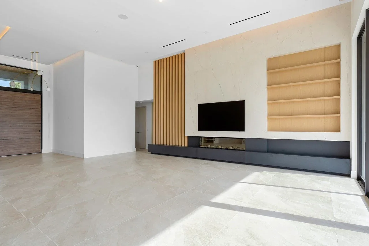 006-6783NewportLakeCircle-BocaRaton-FL-33496-SMALL.webp