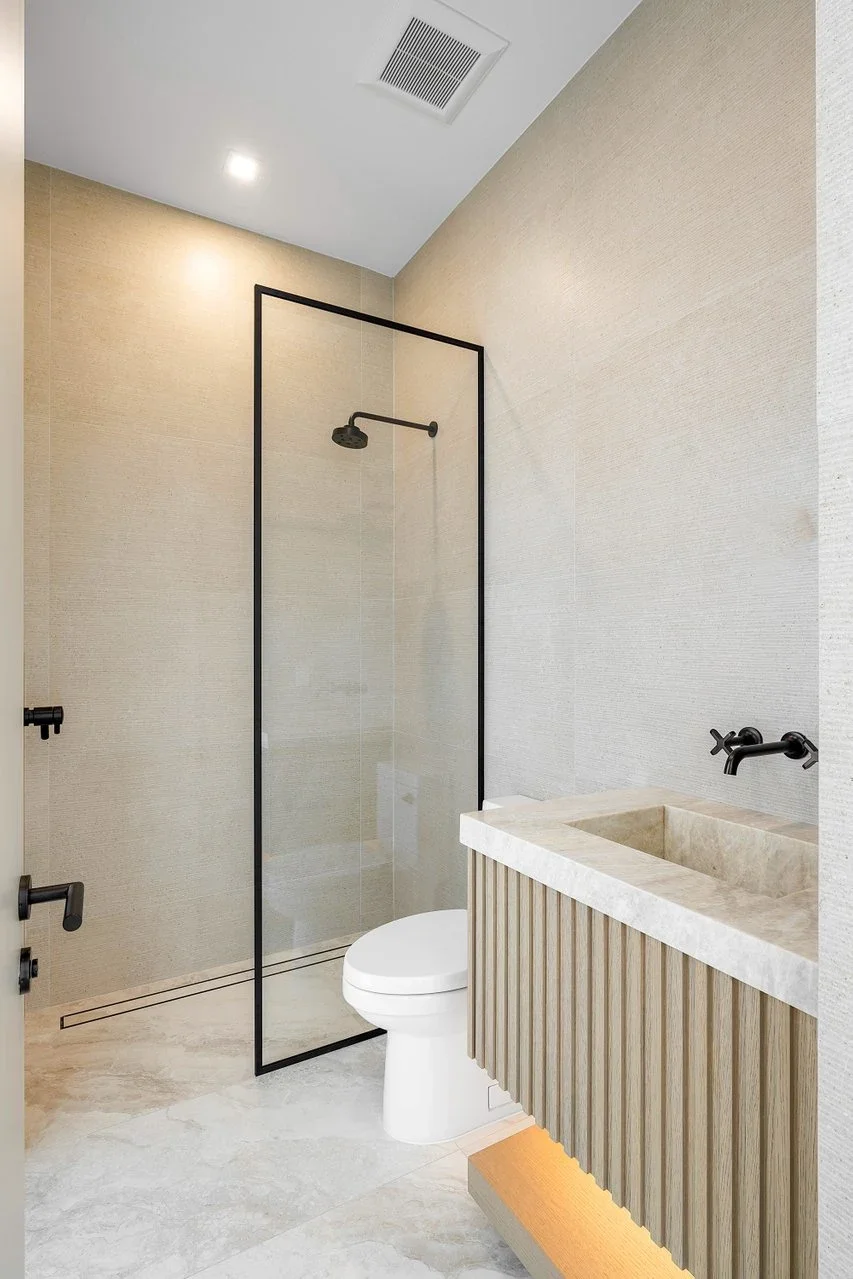 021-6783NewportLakeCircle-BocaRaton-FL-33496-SMALL.webp