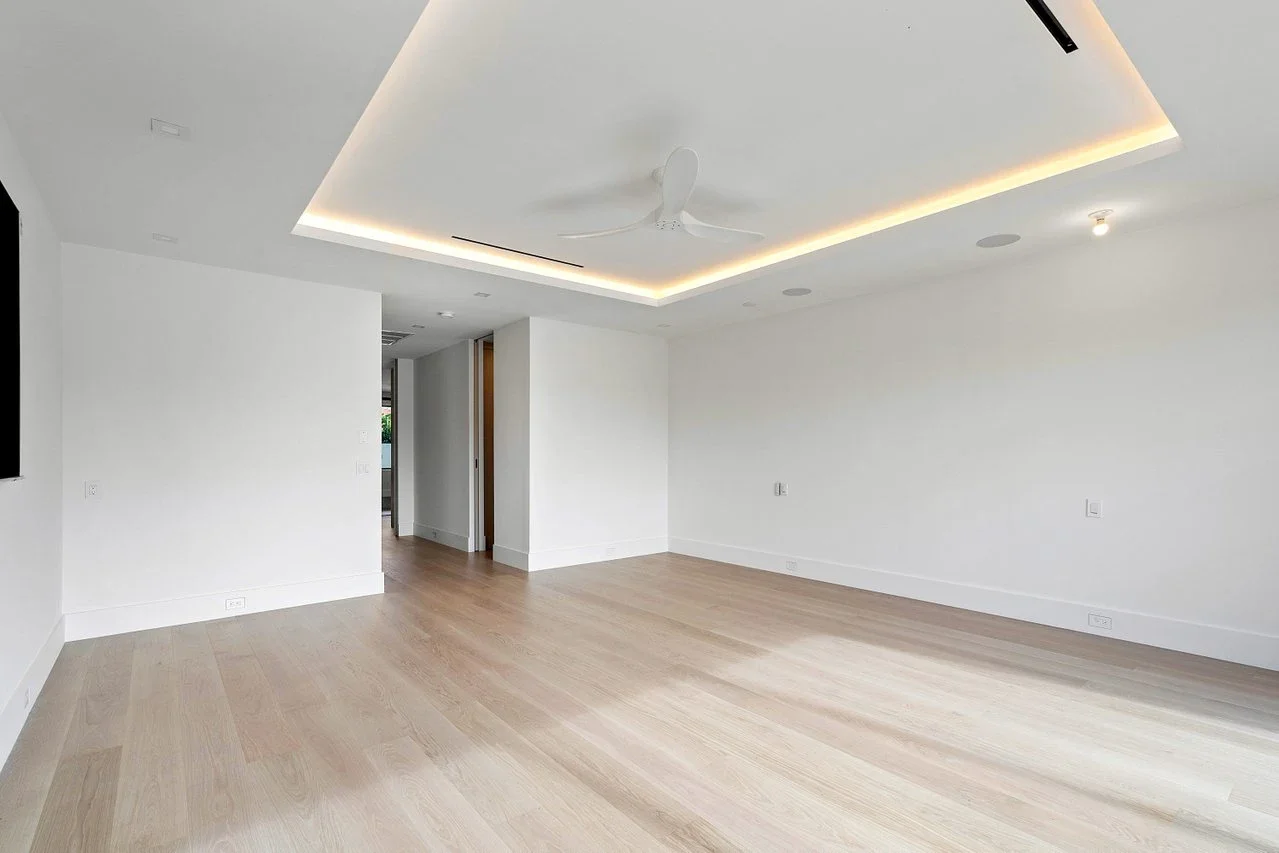 015-6783NewportLakeCircle-BocaRaton-FL-33496-SMALL.webp