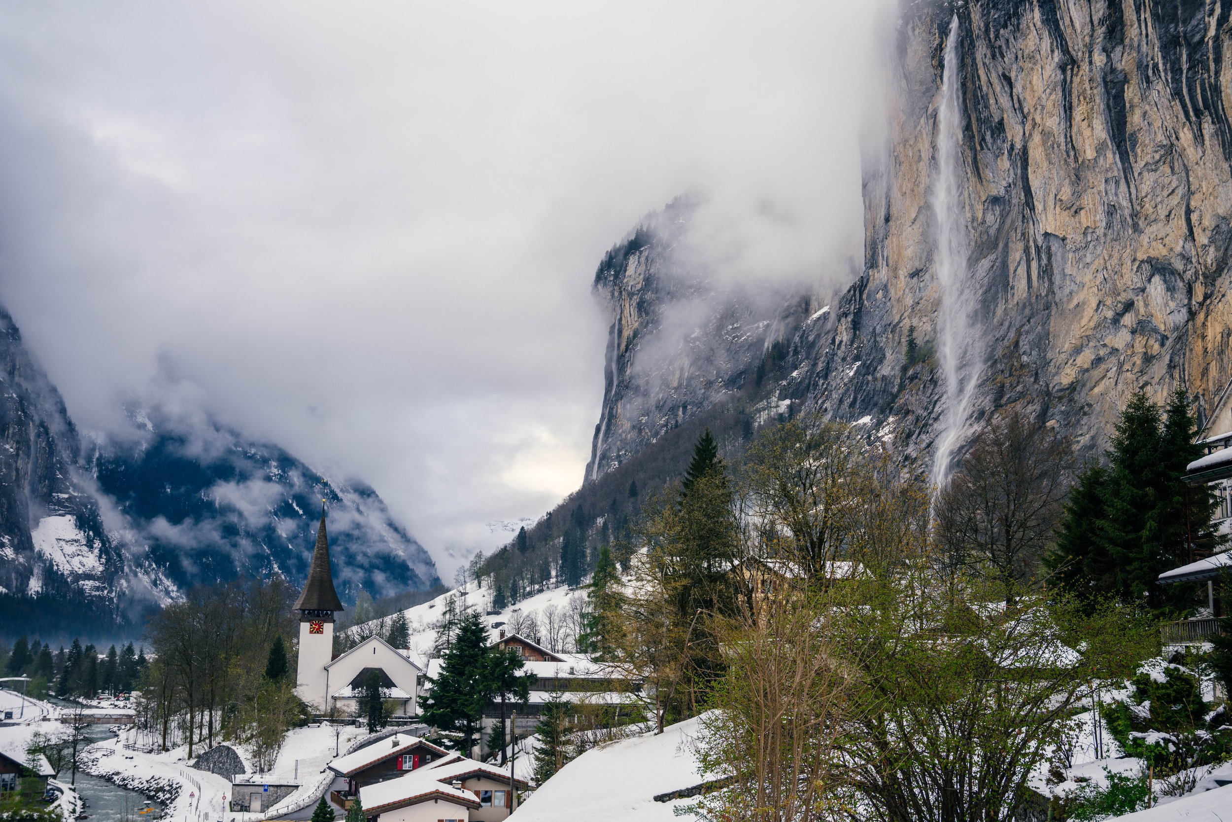 A Simple Two-Card Strategy for Beginners to Earn Travel Points