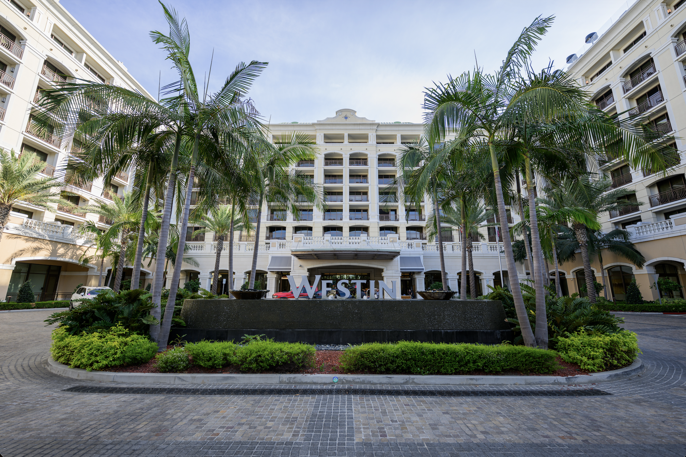 Utilizing The Perks and Benefits of Your Credit Cards