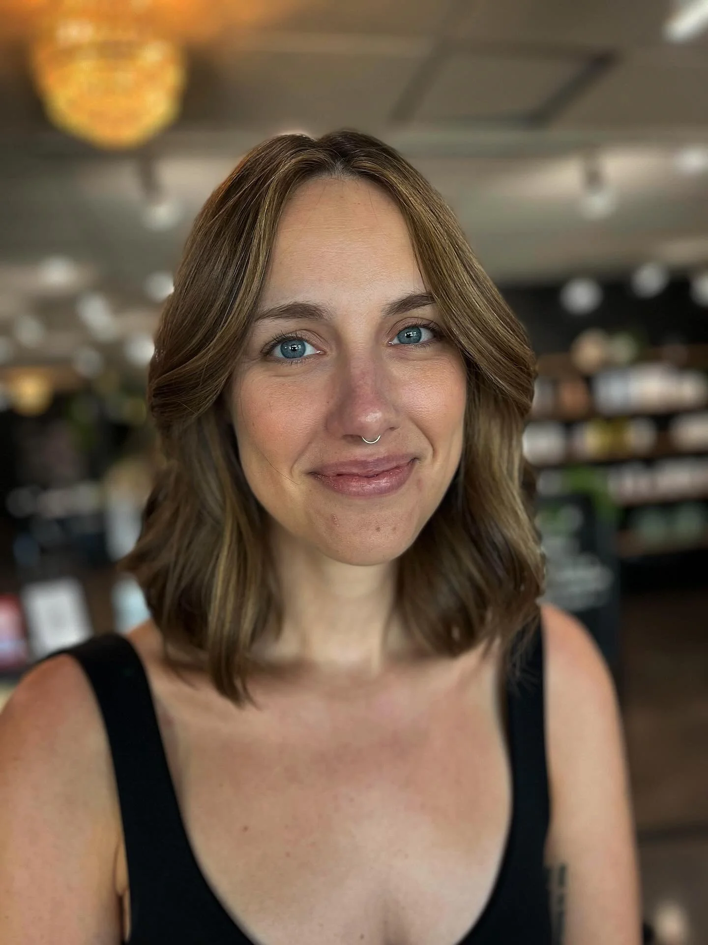 Brunette energy, but make it luminous ✨