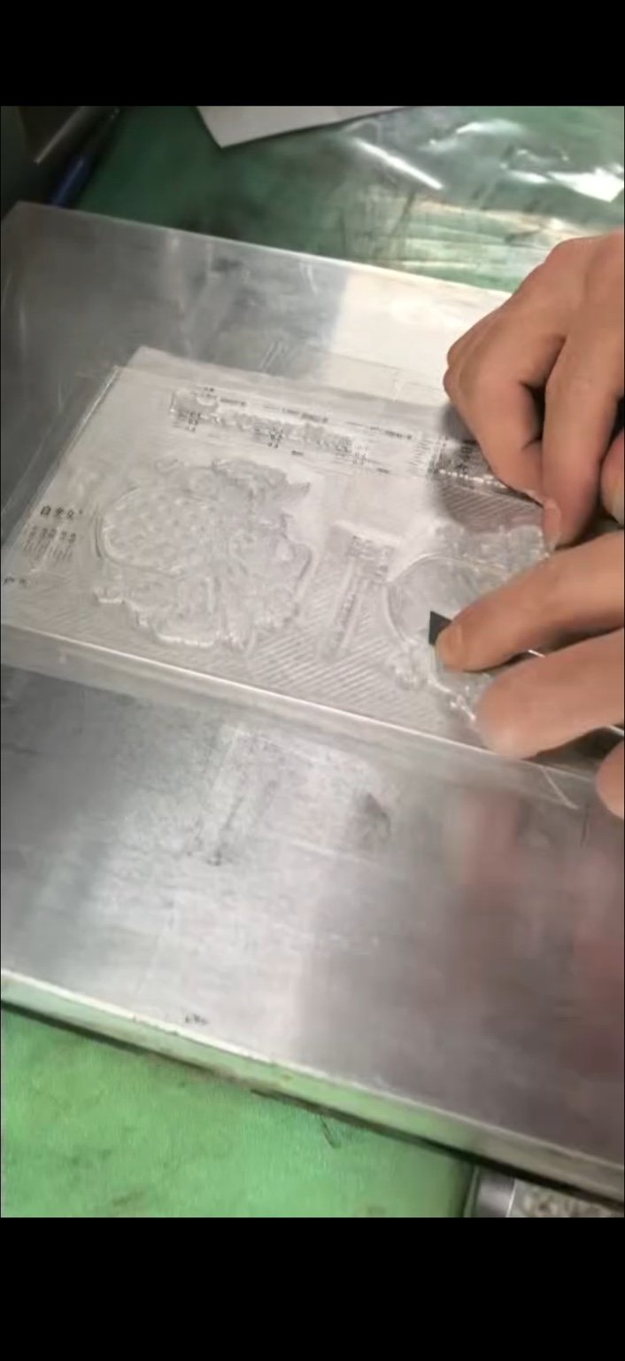 Wine label printing plate and production setup inspection