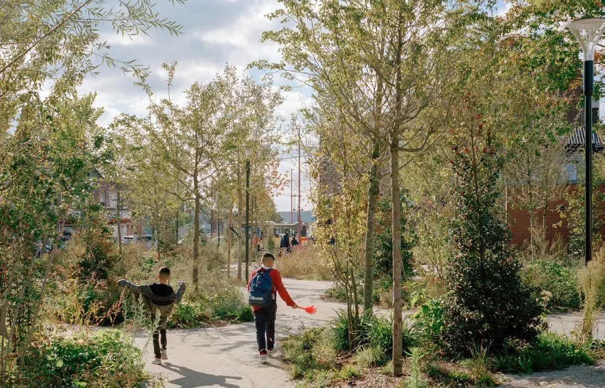 Commitment to sustainability: 
The team is committed to delivering a highly
sustainable Precinct, featuring renewable
energy use, water recycling, use of natural
materials, recycling of existing materials
from current buildings, and the protection of