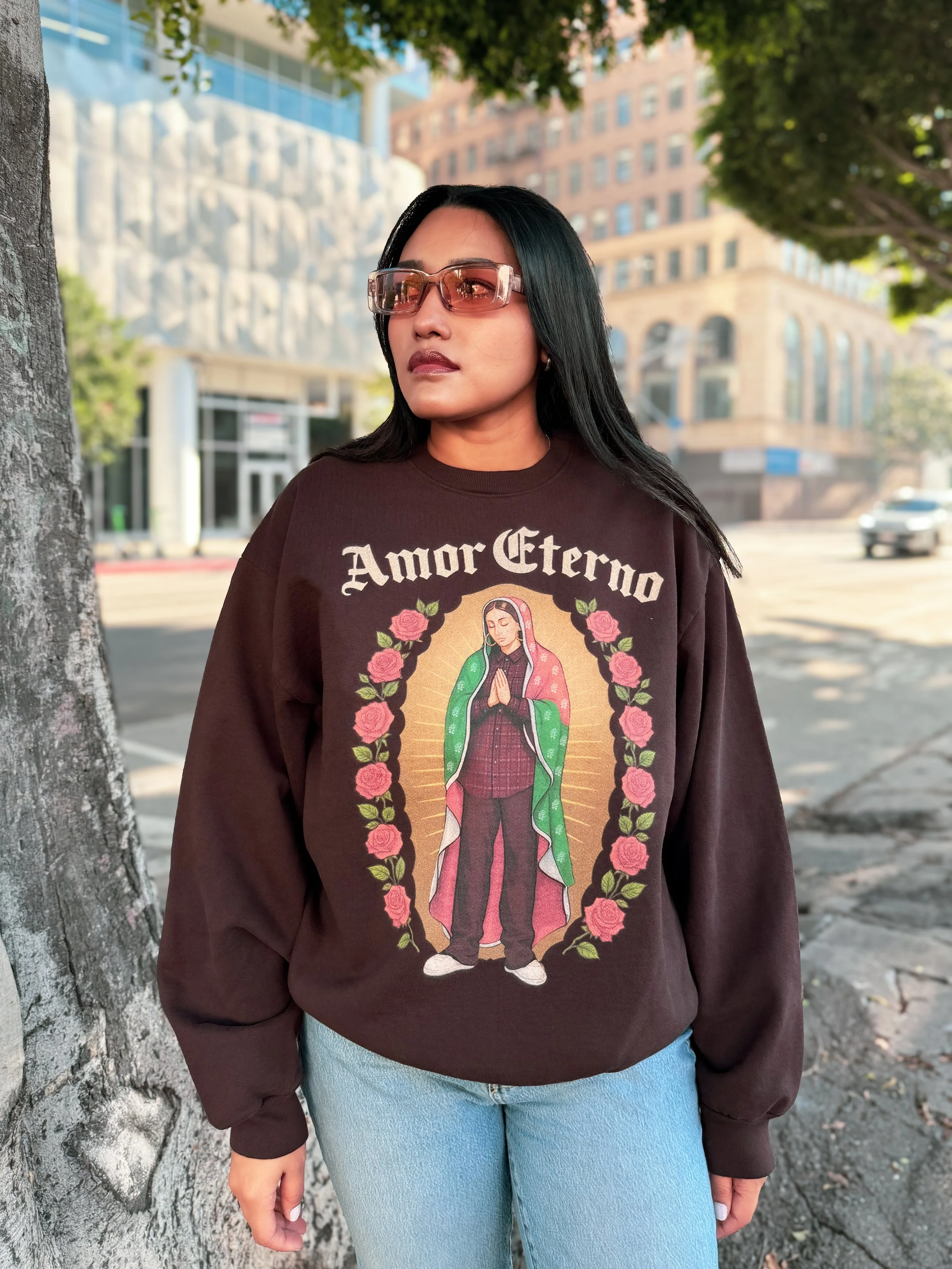 Amor Eterno Crewneck