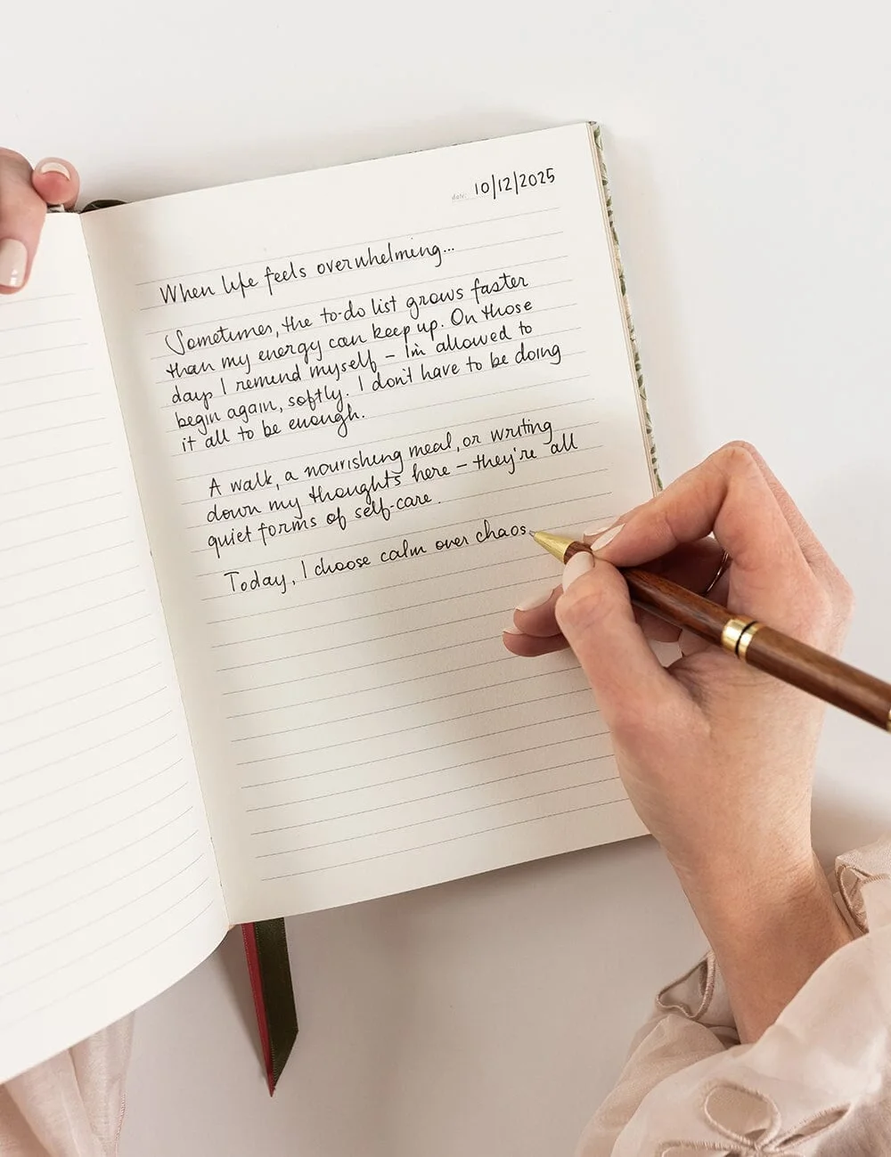 Linen Bound Journal - Bloomere3.webp