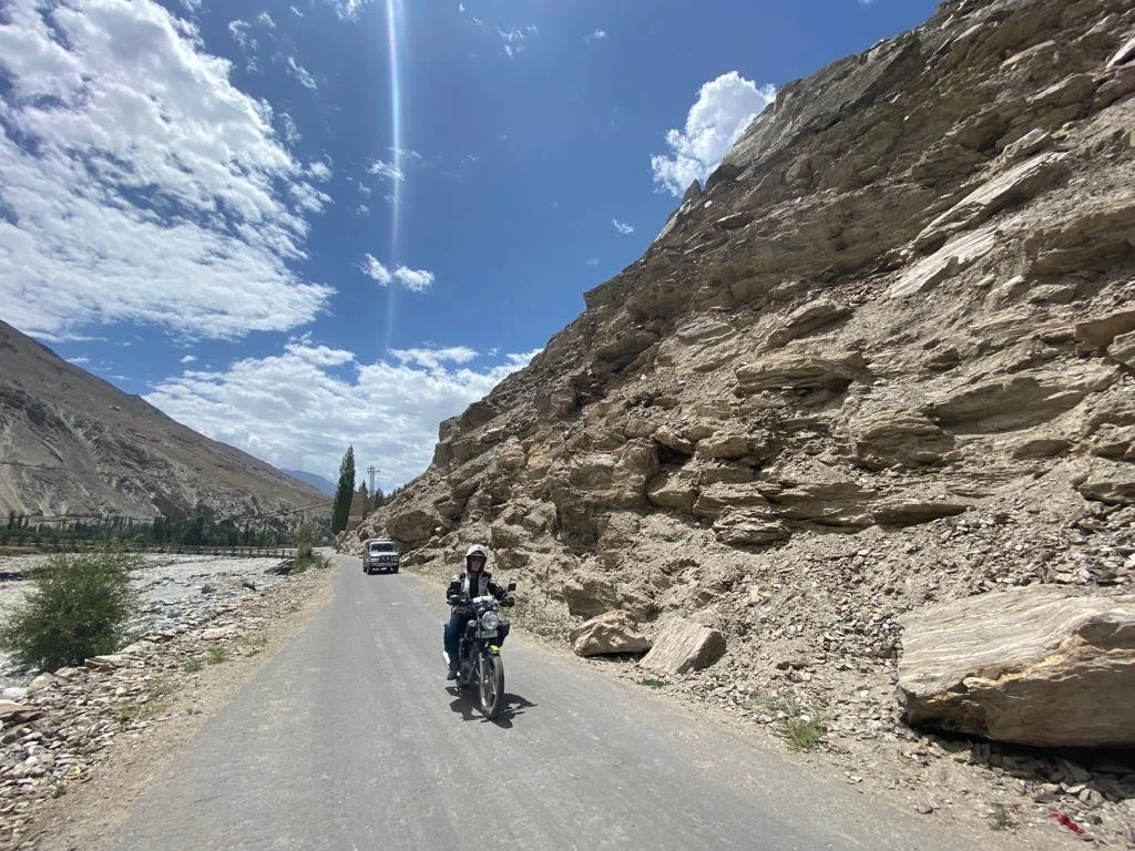 Riding net to Hushe River.jpg