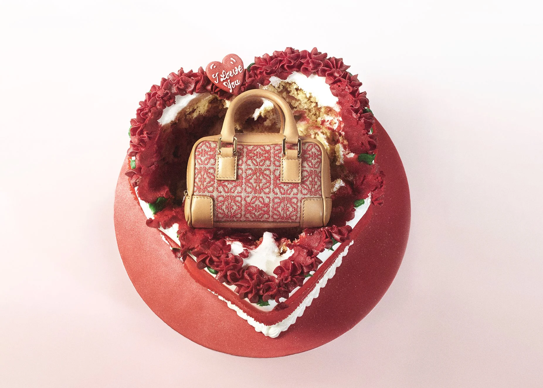 211202_LOEWE_VALENTINESDAY_Shot15_070_R4.jpg