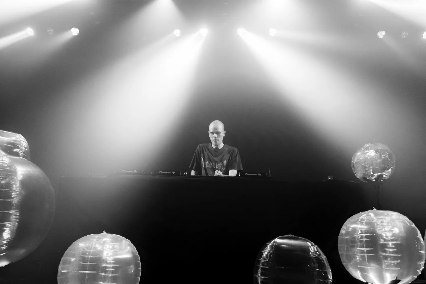 1tbsp - Bubble Tour 2026