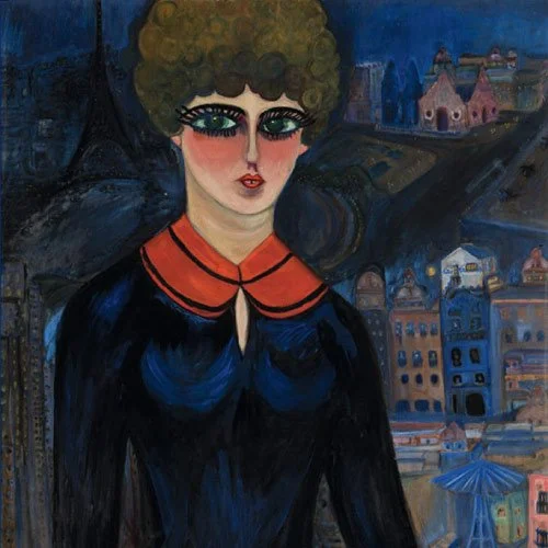 Self-portait of a women with big blue eyes