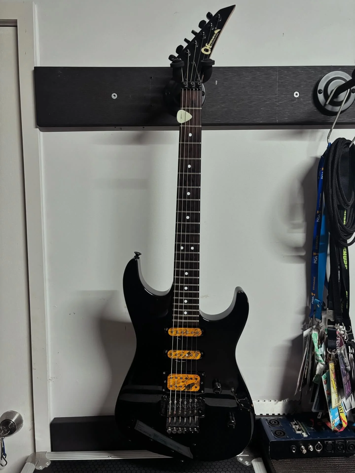 A new one for @monstersaroundusau 😍 Japanese @charvelusa with new beautiful @guitarmorypickupsofficial installed 🎸