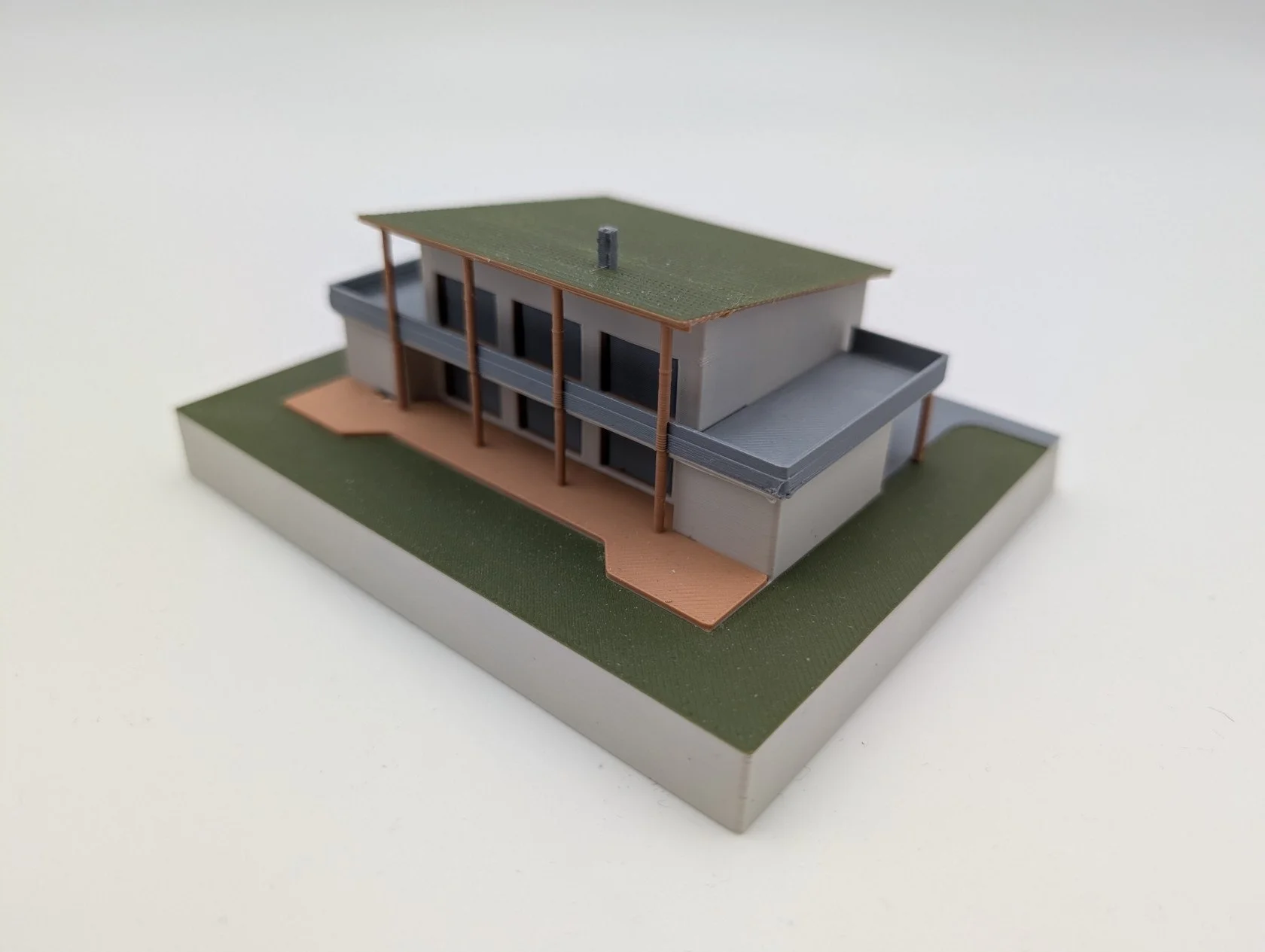 Hochwertiges Architekturmodell für Marketing und Verkauf von althaus3d. Realistisches Farbmodell eines Einfamilienhauses in Bern, Schweiz zur Immobilienpräsentation.