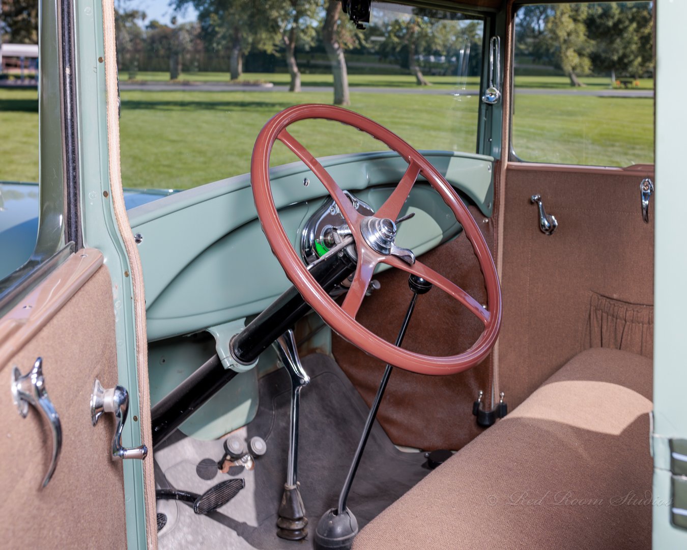 RRS 11-12-25 Classics 656a.jpg