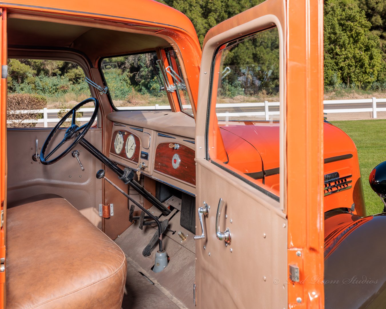 RRS 11-12-25 Classics 385a.jpg