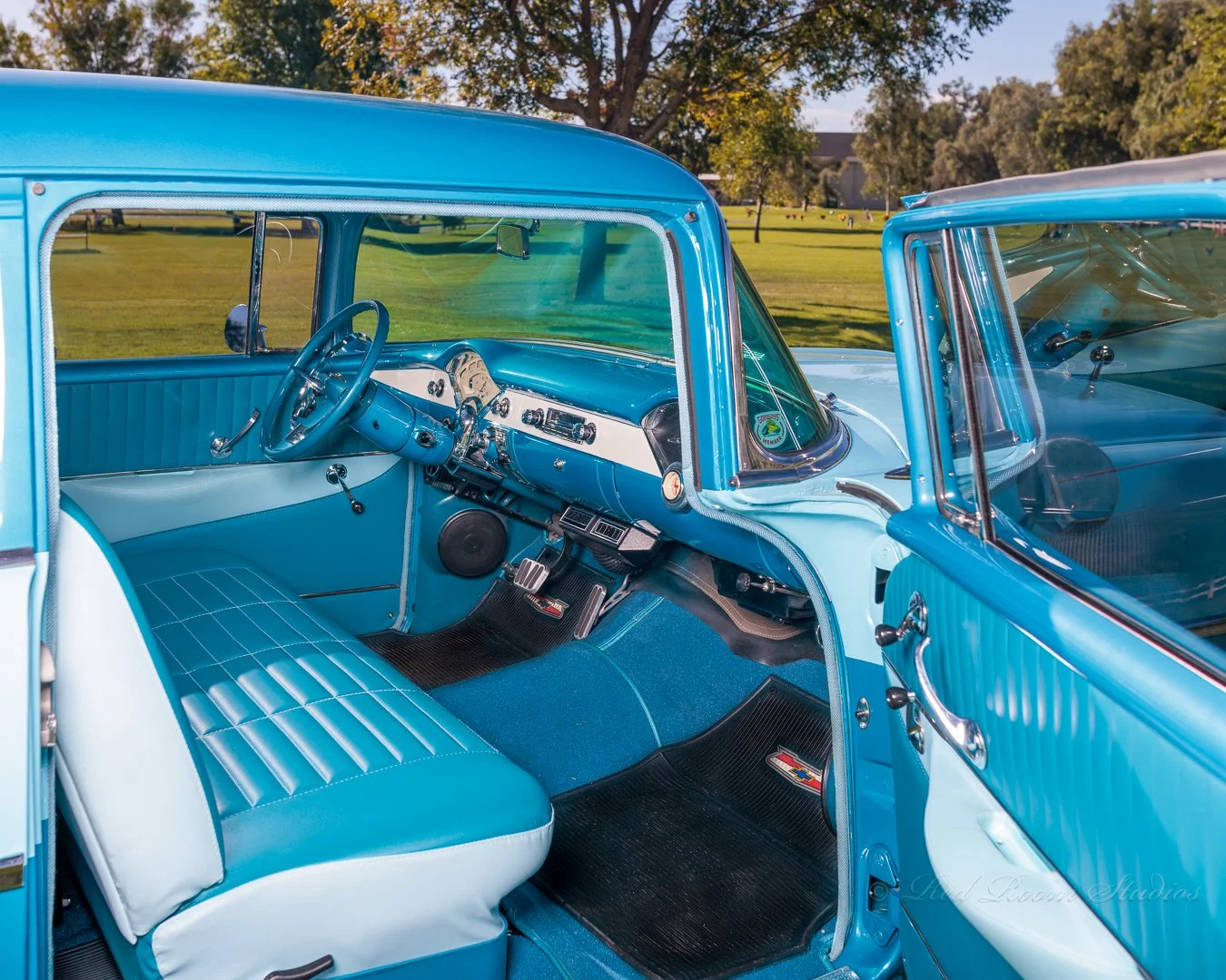 RRS 11-12-25 Classics 121b.jpg