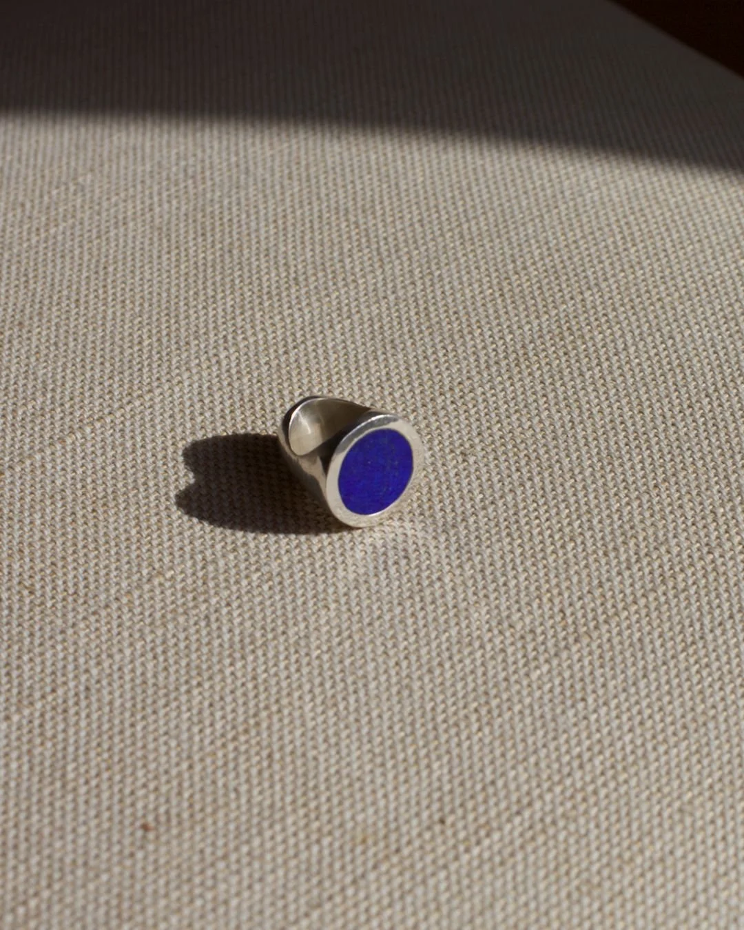 Ruvi Ring, Lapis