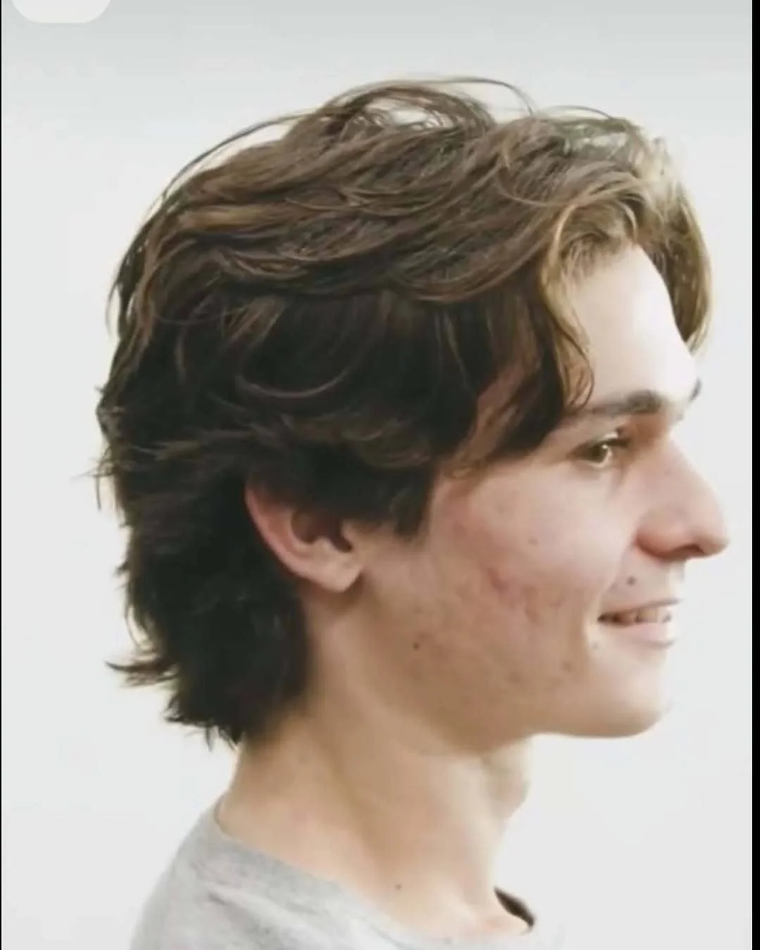 THE BIG CHOP 🖤

Sometimes the scariest cuts are the best ones. Going from long curls to a fresh shaggy mullet takes guts and we are absolutely obsessed with the result! Swipe for the before! 

So proud of this one, well done @hair.by.bethan ✂️

If y