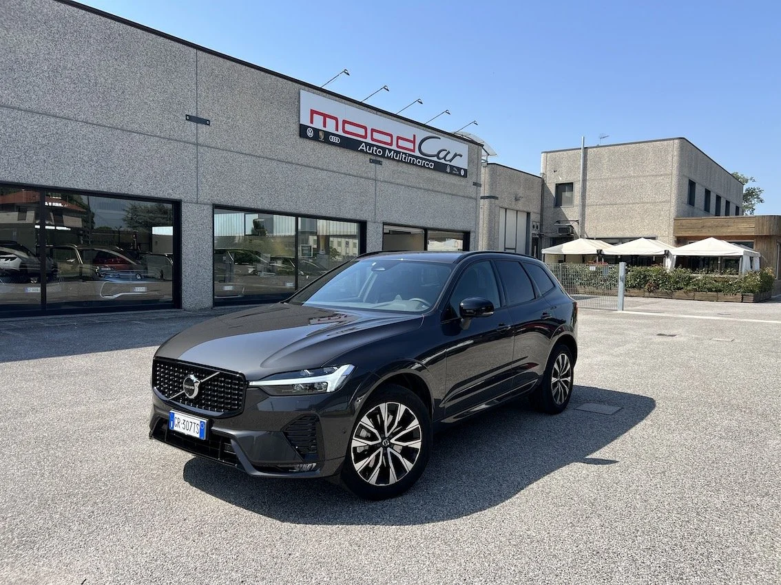 Volvo XC60 2.0 b4 Ultimate Dark awd auto IVA ESPOSTA
