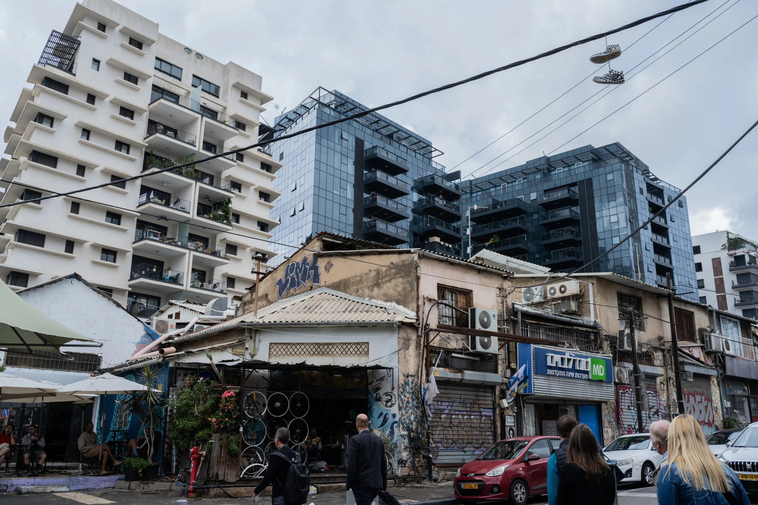 Old and new in Tel Aviv