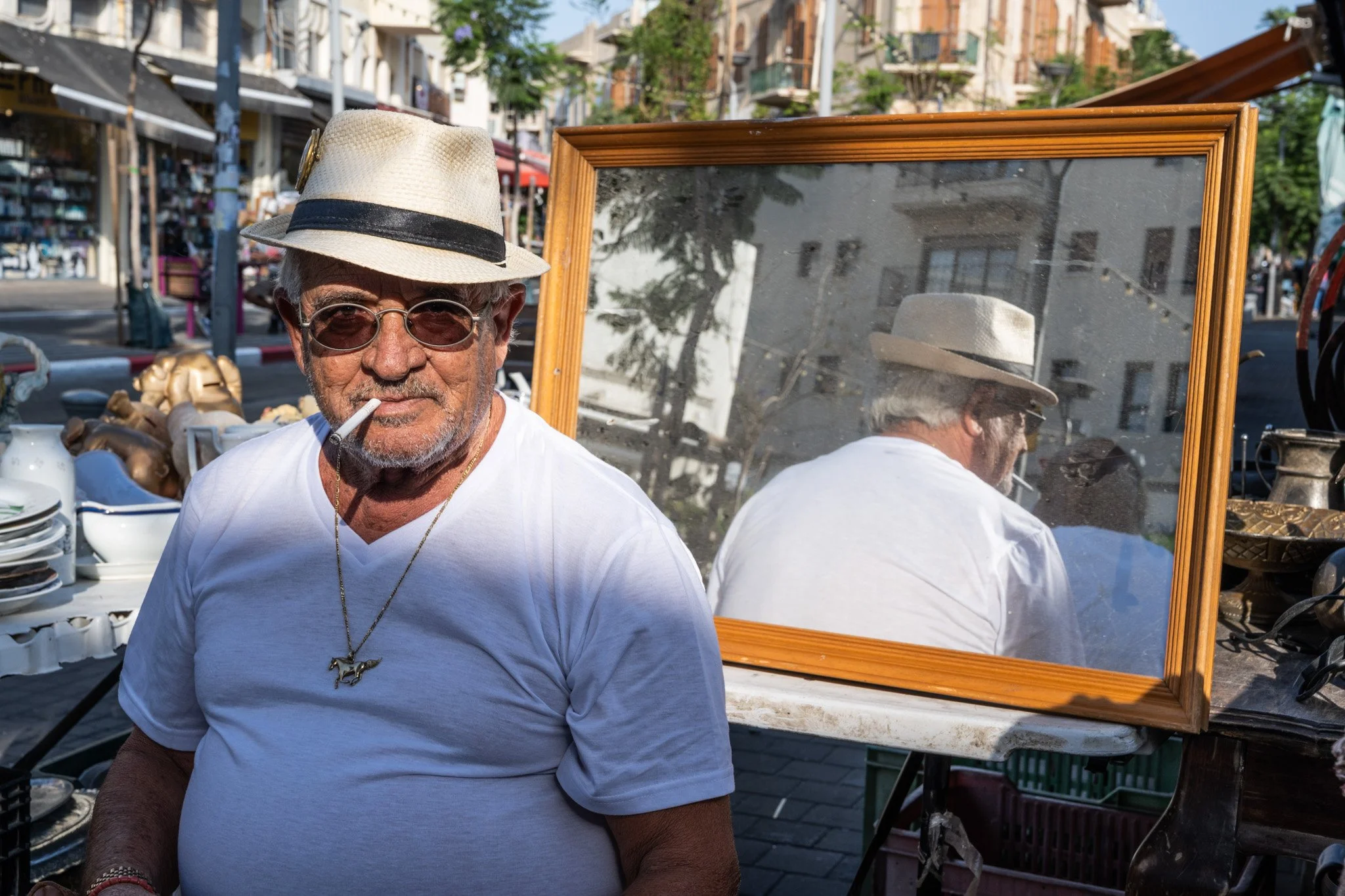 פנים במראה, סיפורים בלב