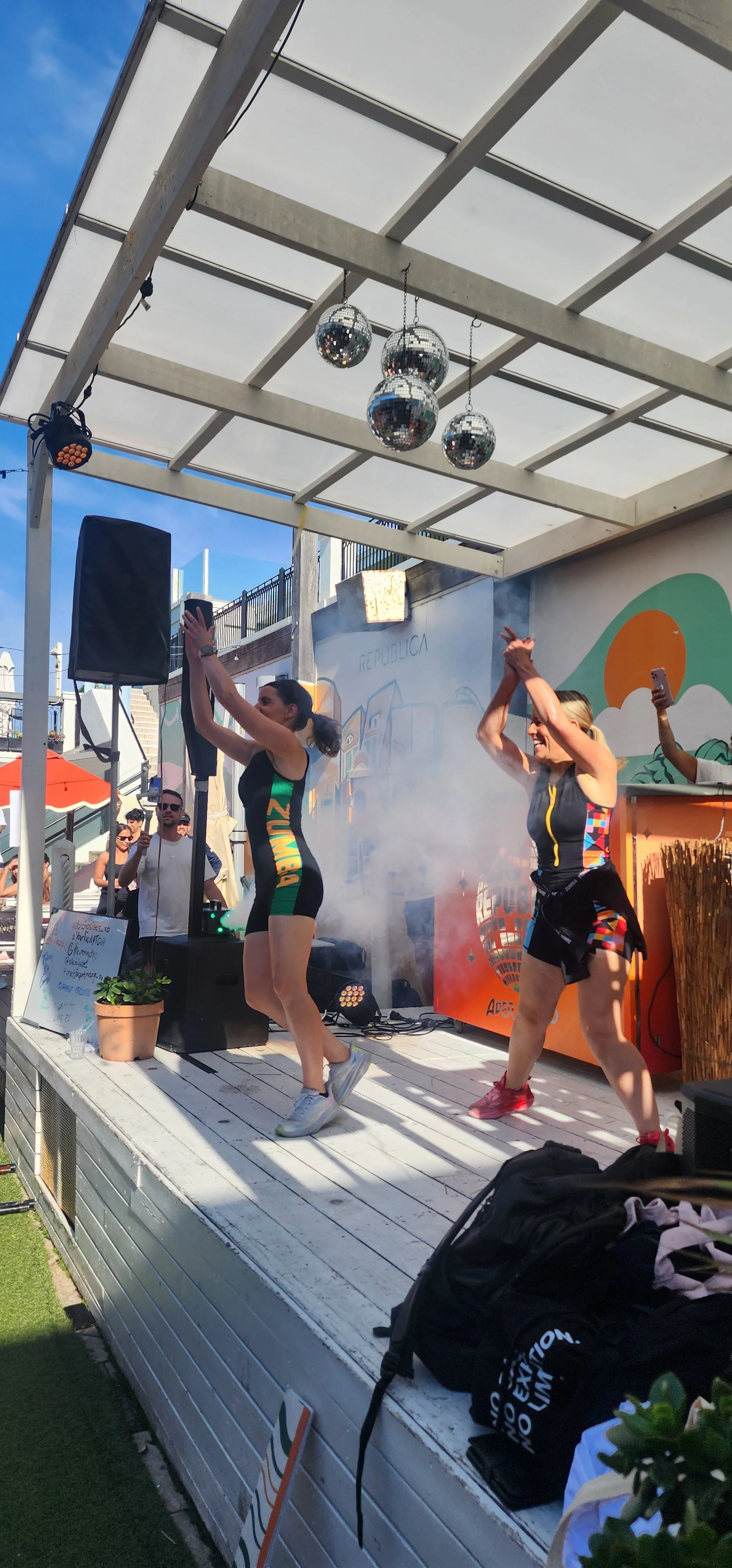 Zumba warm-up by Erin &amp; Alicia @dancingsisters_xo