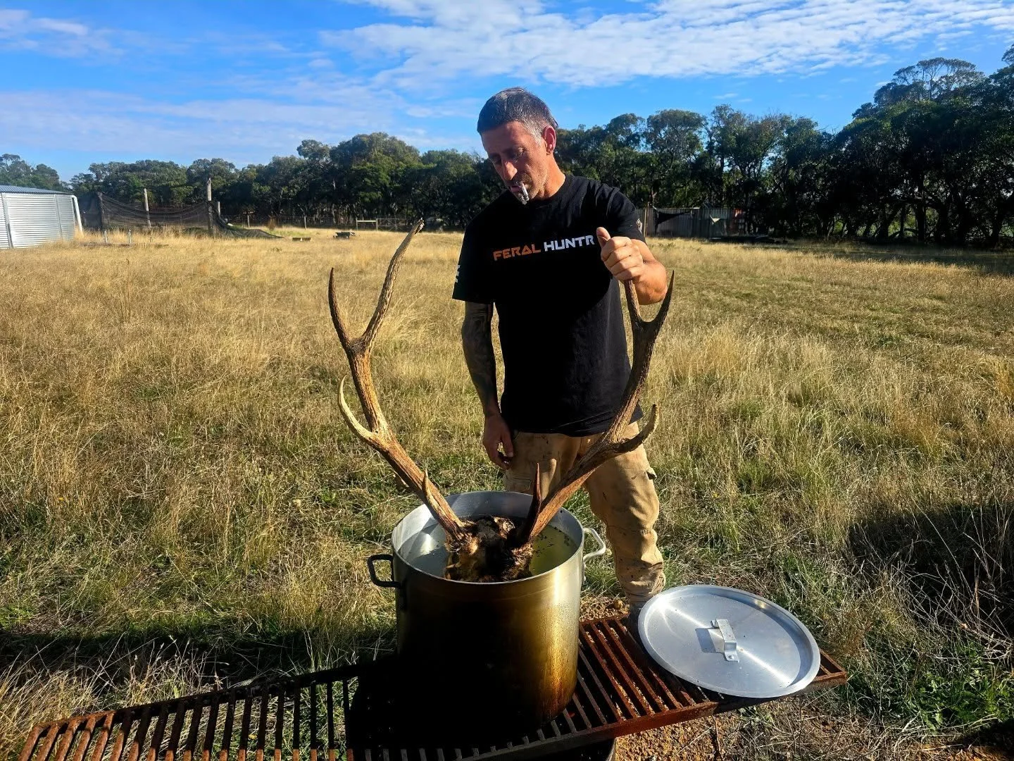 Whos got the better head  #reddeerlife #deerhunting #HuntingAustralia