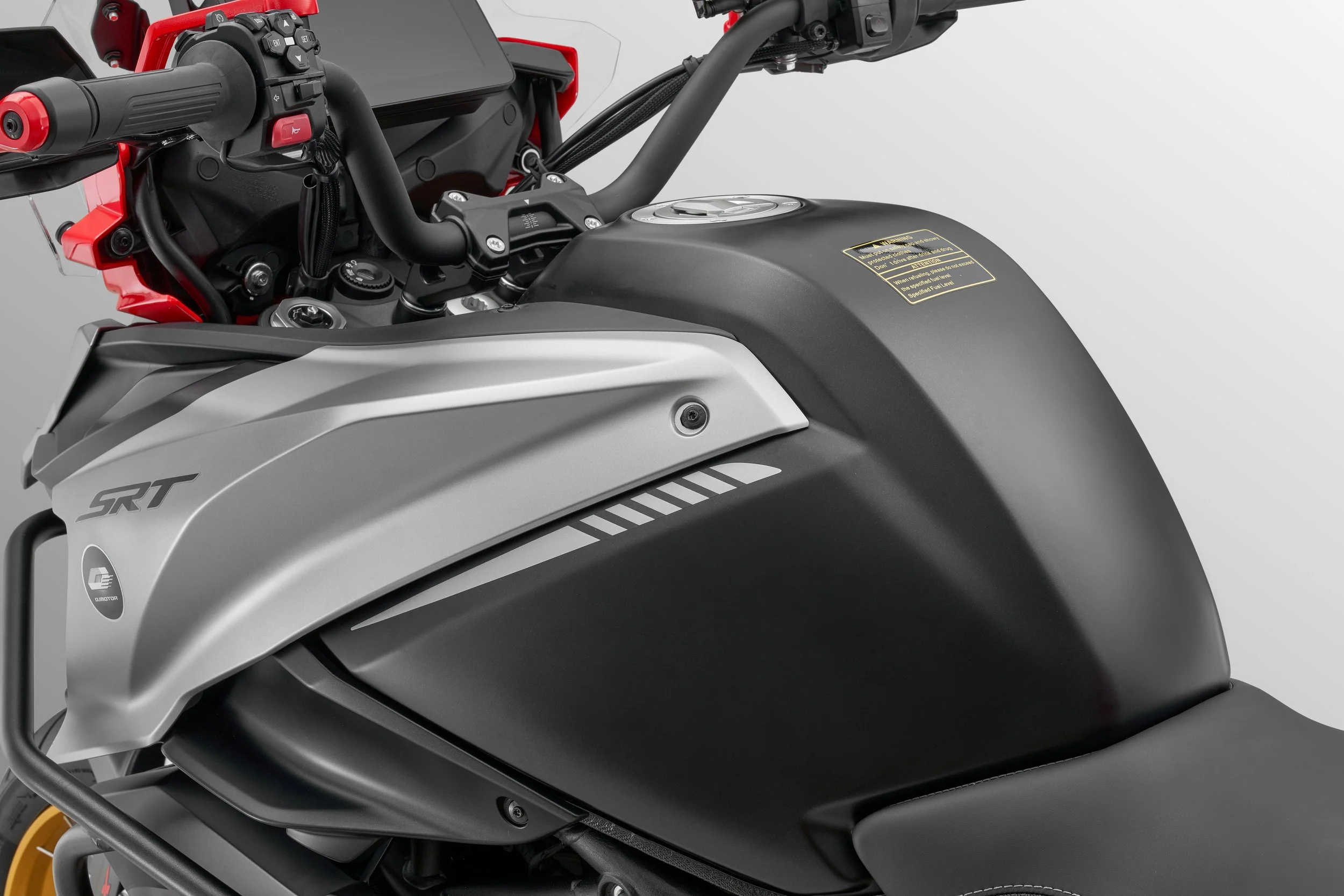 SRT900SX-0022.jpg
