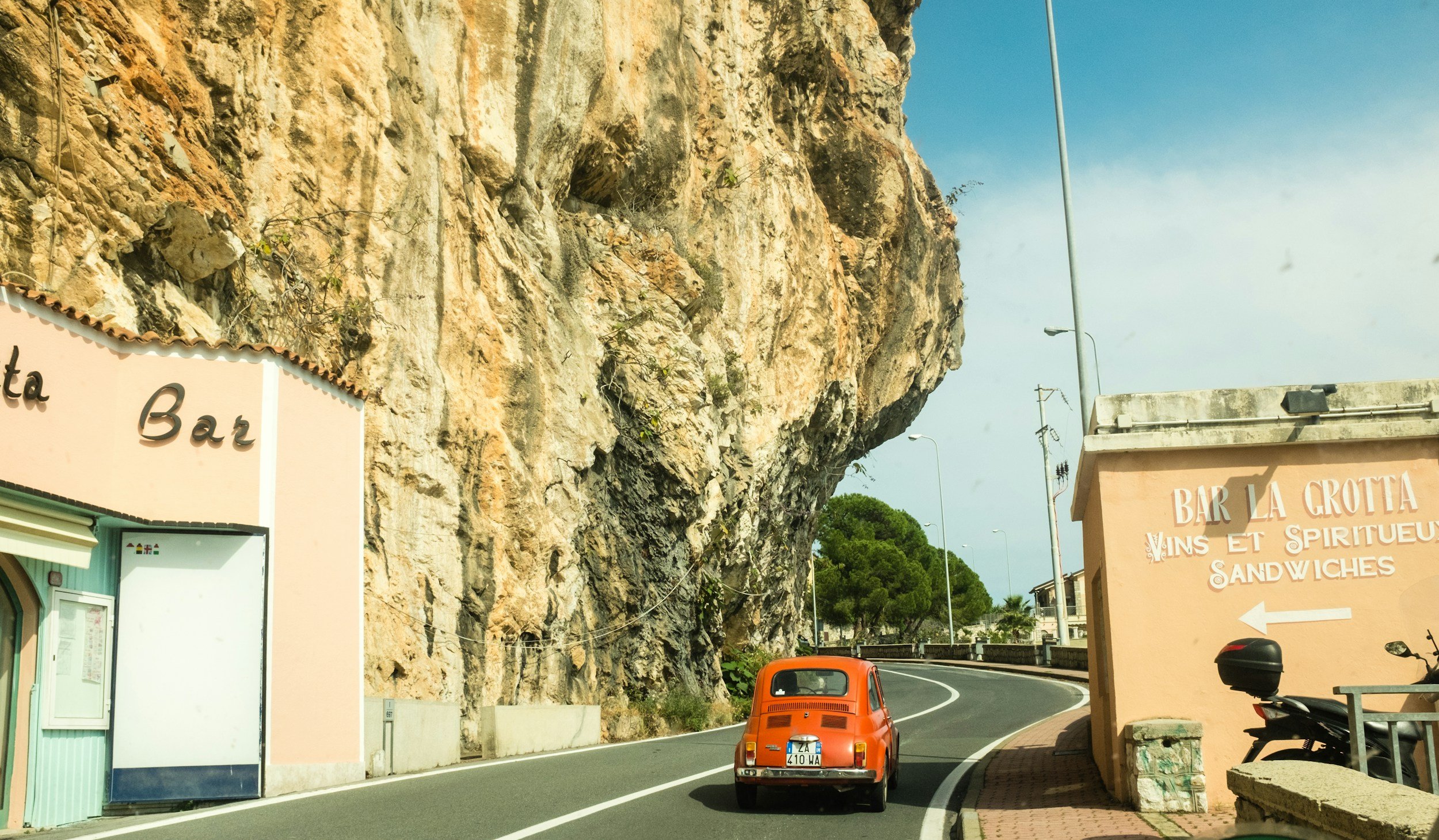 Do You Need a Car in Costa Smeralda? A Calm, Honest Guide