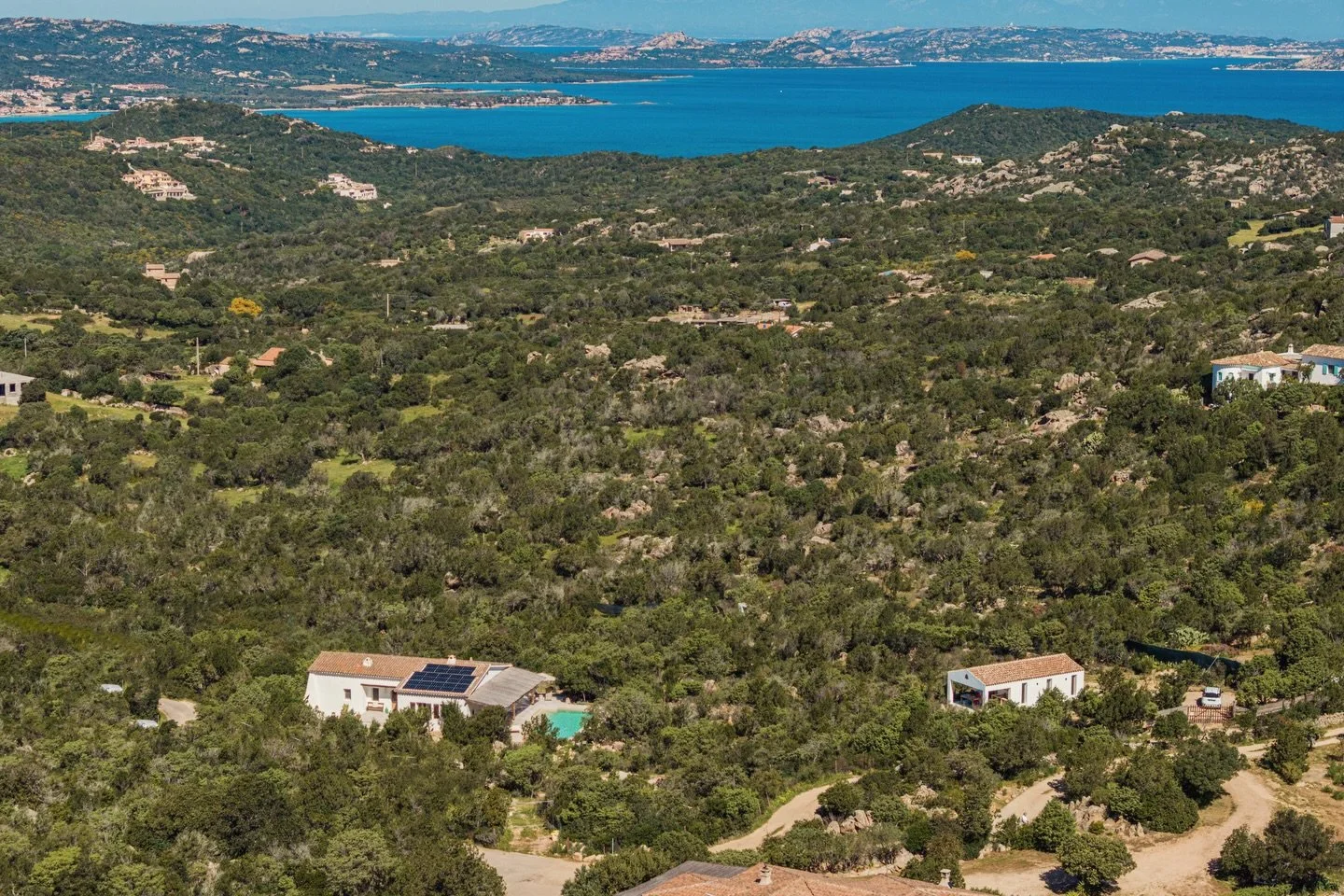 From up here, you start to understand it&hellip; 🌿

Sacro Cactus isn&rsquo;t just in nature, 
it&rsquo;s held by it.

One hectare of wild Sardinian land, 
juniper trees, silence, wind, 
and the sea stretching all the way to Corsica.

It&rsquo;s the 