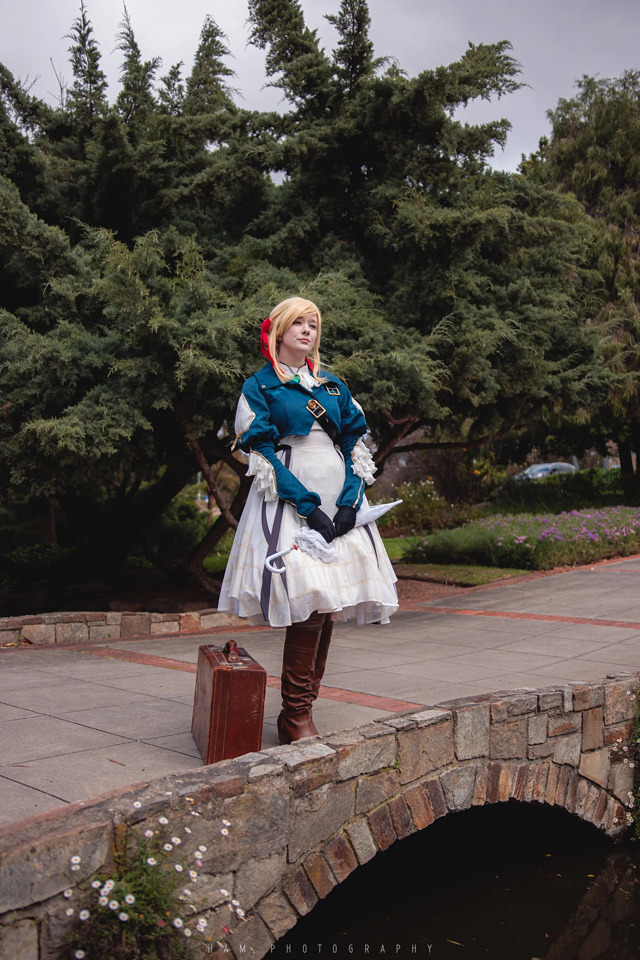 Violet Evergarden by @shadowsholdsecretscosplay 02.jpg