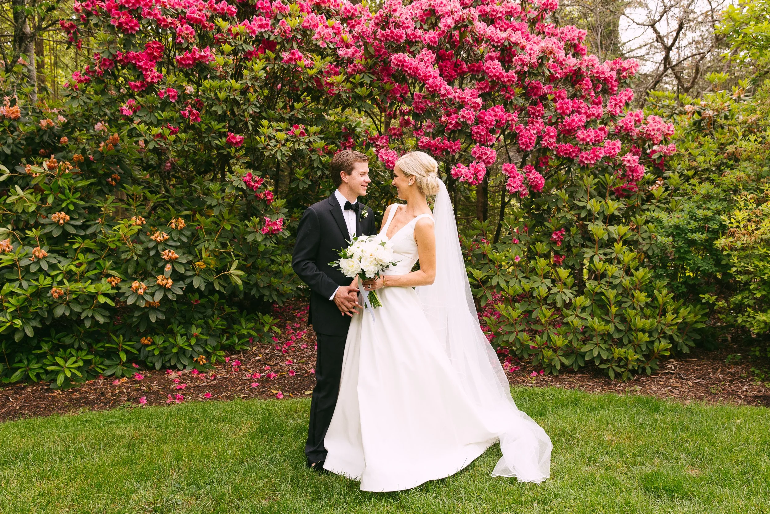 JeremyRussell-Biltmore-Forest-Wedding-Asheville-230513-053.jpg