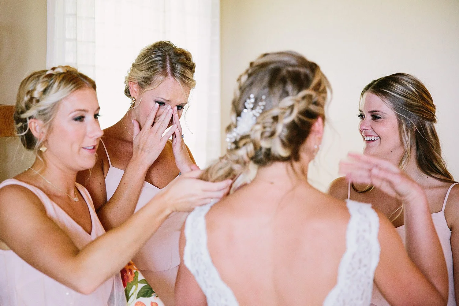 Jeremy-Russell-Asheville-The-Ridge-Wedding-1705-24.jpg
