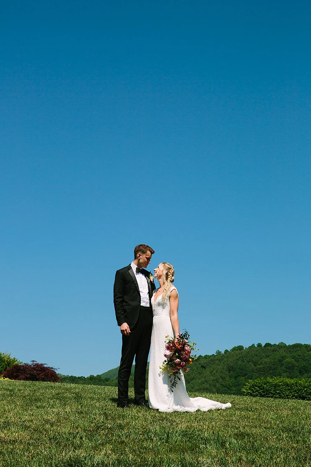 Jeremy-Russell-Asheville-The-Ridge-Wedding-1705-64.jpg
