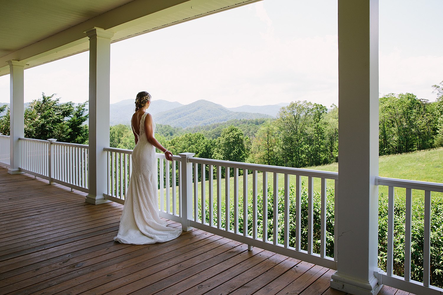 Jeremy-Russell-Asheville-The-Ridge-Wedding-1705-37.jpg