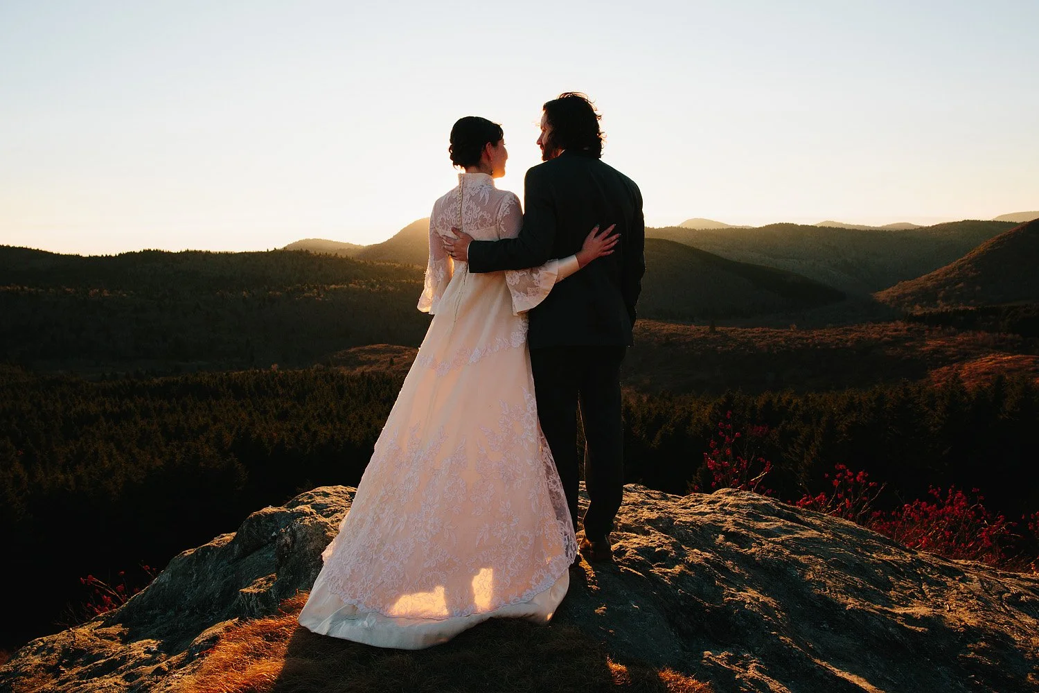 jeremy-russell-asheville-elopement-mountain-16-17.jpg