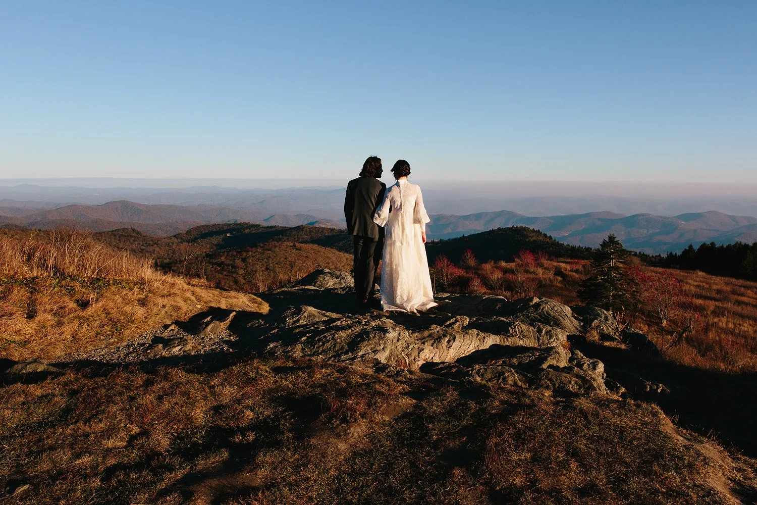 jeremy-russell-asheville-elopement-mountain-16-05.jpg